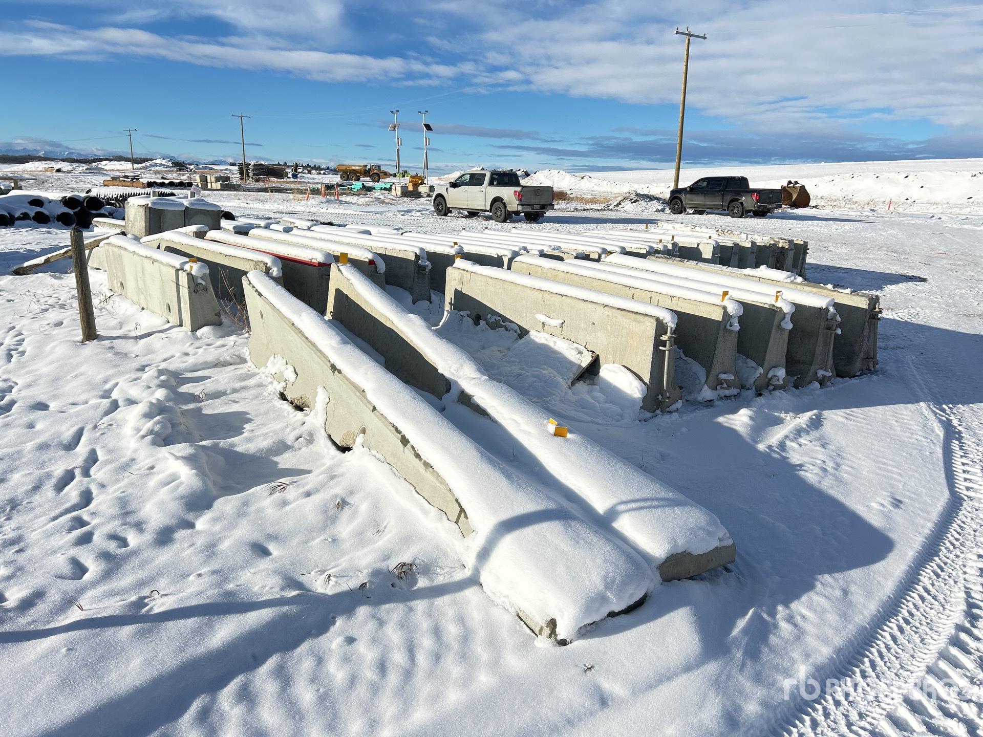 Aspect général with Image, coin arrière droit