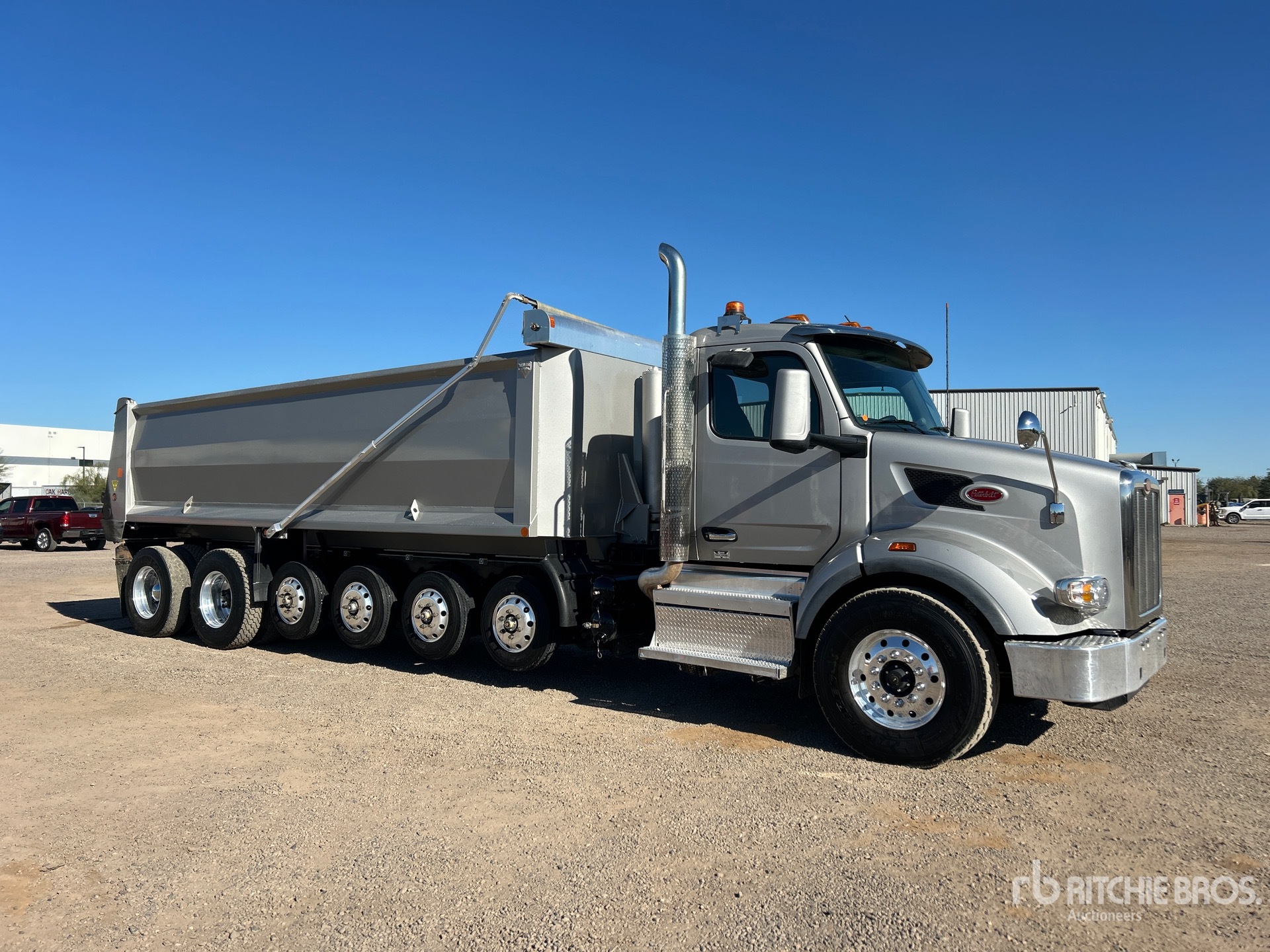 General Appearance with Foto, angolo anteriore destro