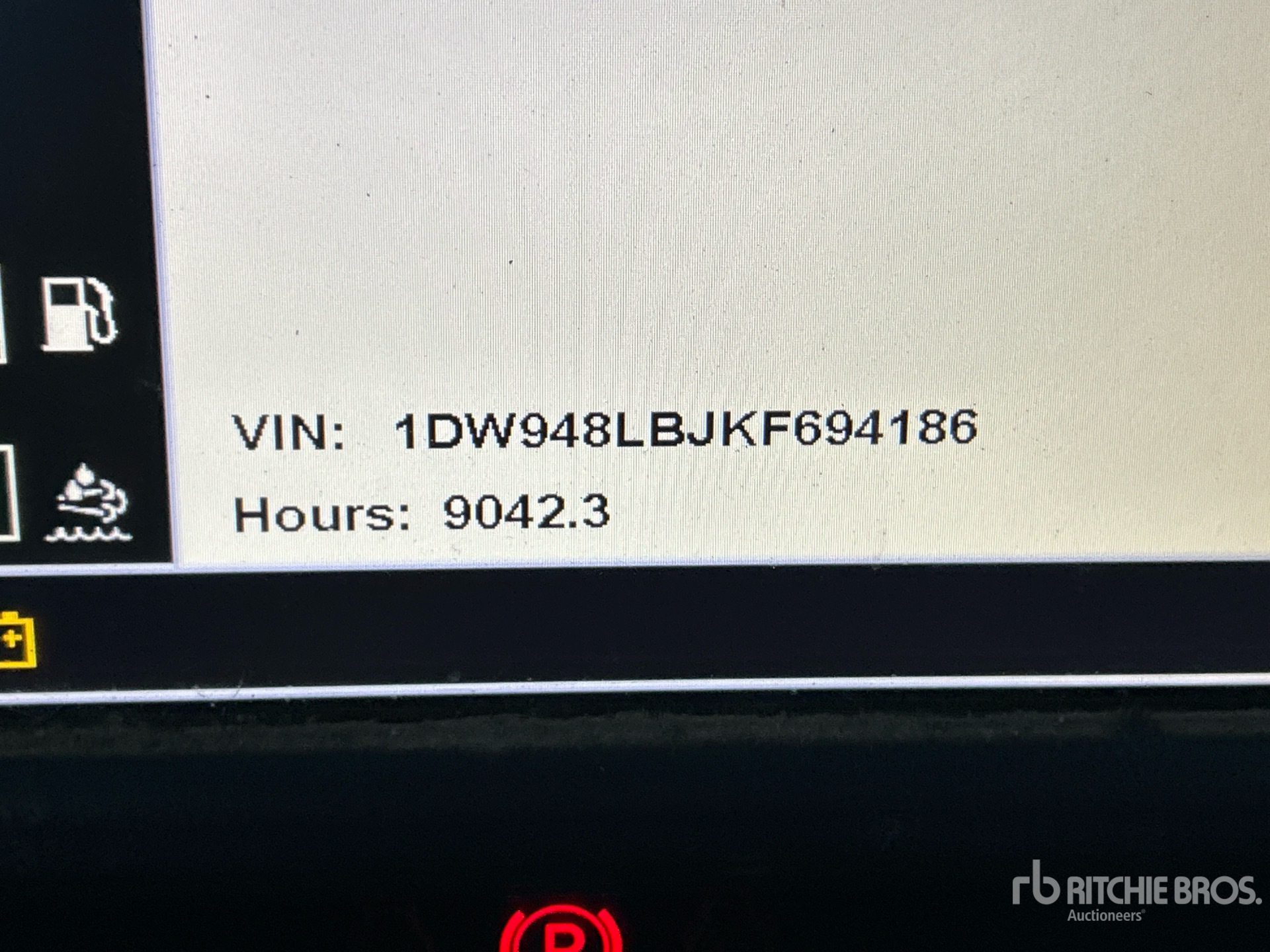 General Appearance with Horímetro / Odómetro