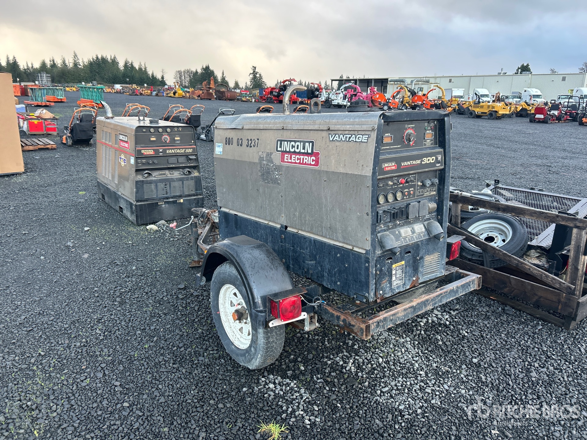 General Appearance with Picture, Left Rear Corner