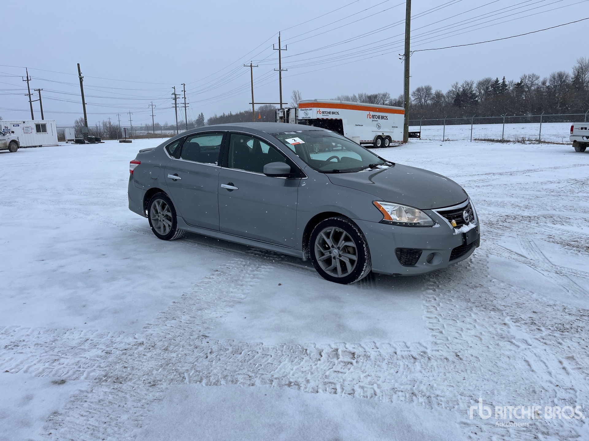 General Appearance with Foto, angolo anteriore destro