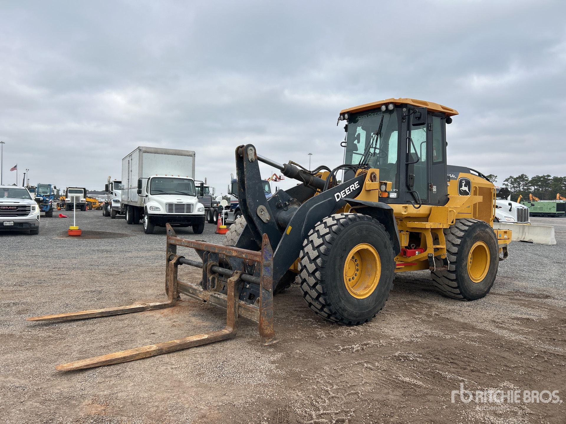 General Appearance with Spin