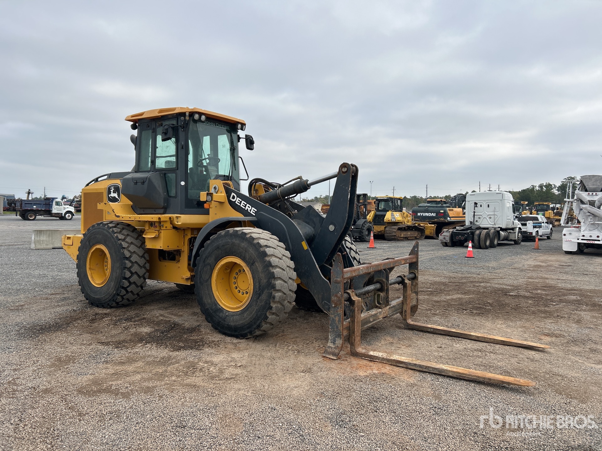 General Appearance with Imagen: esquina delantera derecha