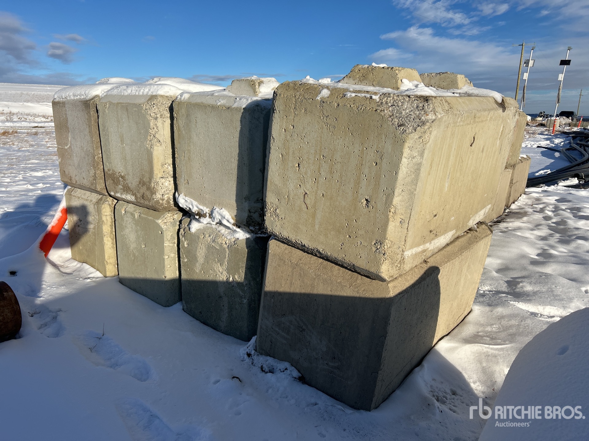 Aspect général with Image, coin avant droit