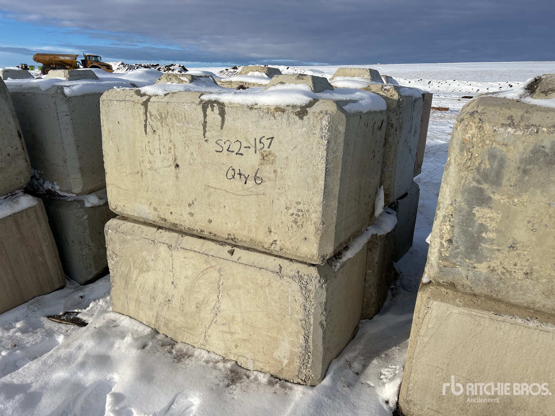 Aspect général with Image, coin avant gauche