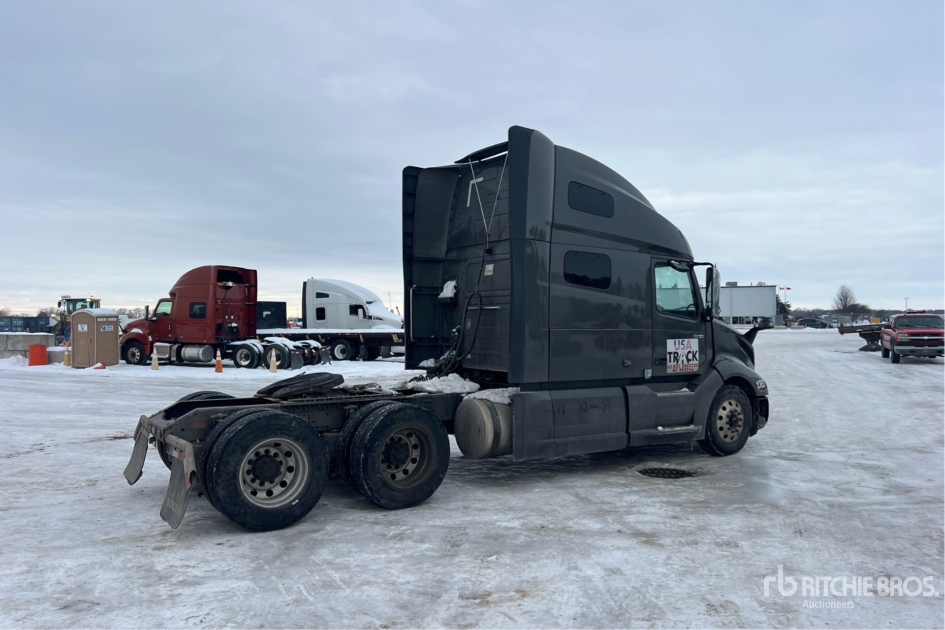 General Appearance with Picture, Right Rear Corner