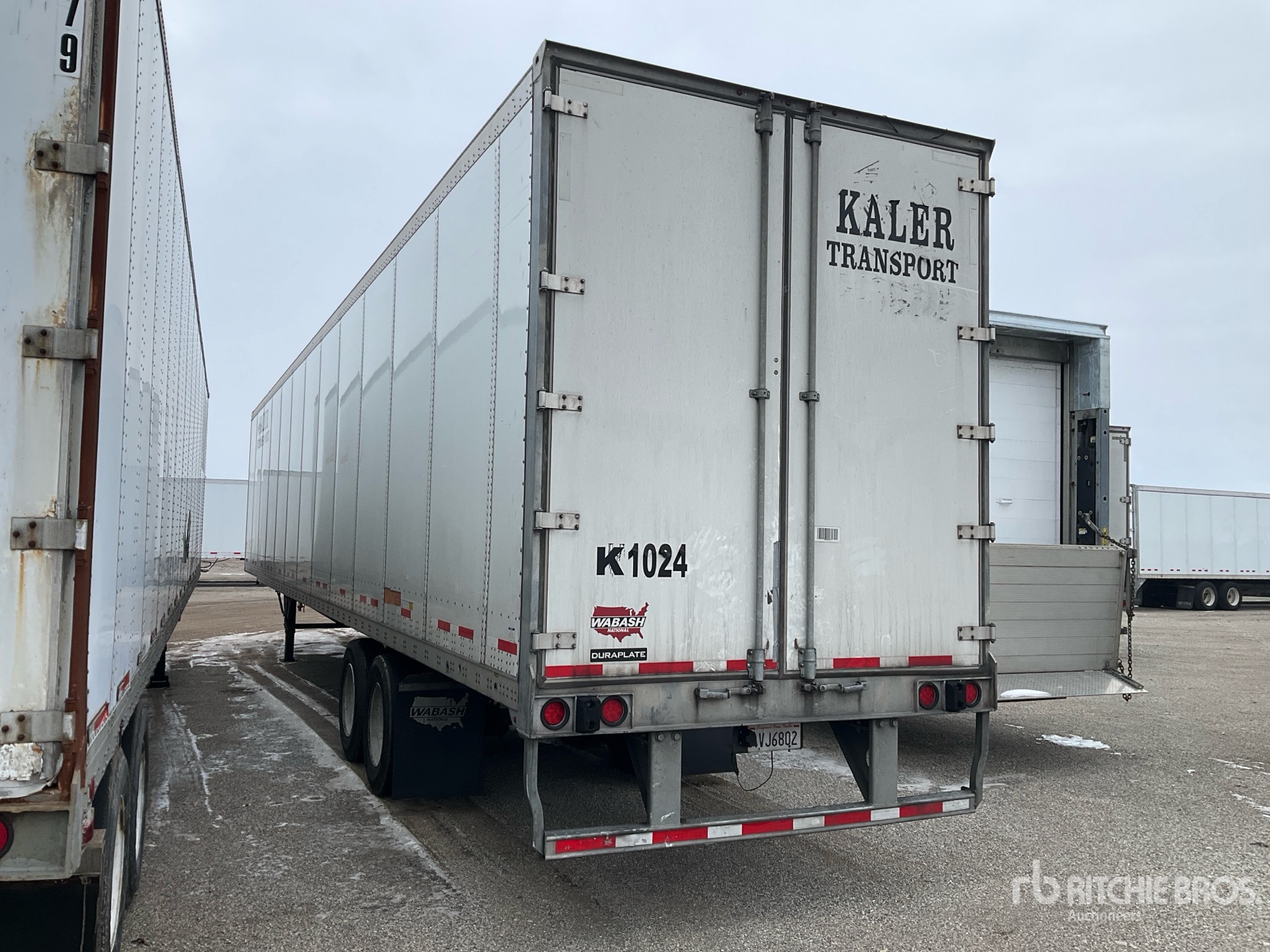 General Appearance with Bild, Ecke hinten links