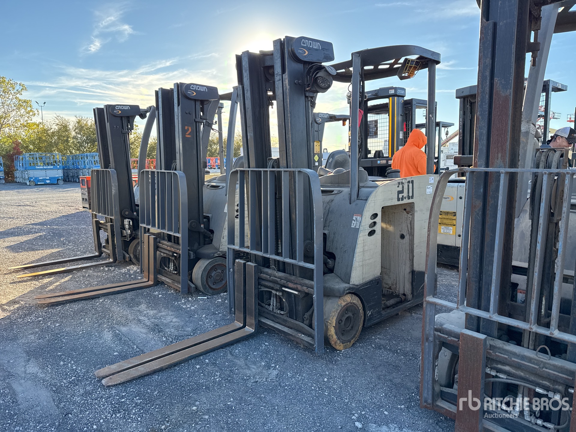 General Appearance with Featured Photo