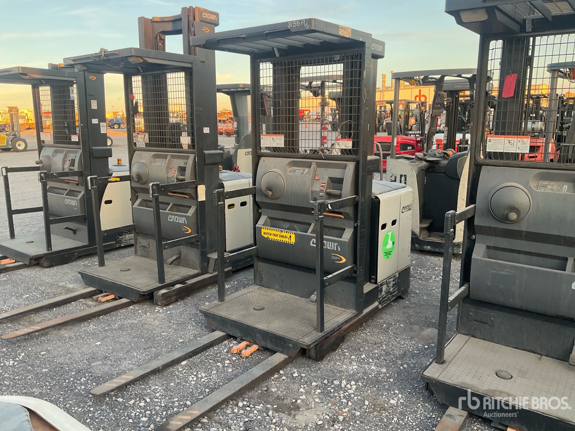 General Appearance with Featured Photo