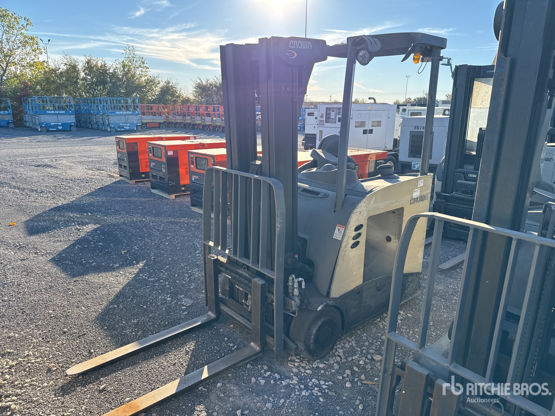 General Appearance with Featured Photo