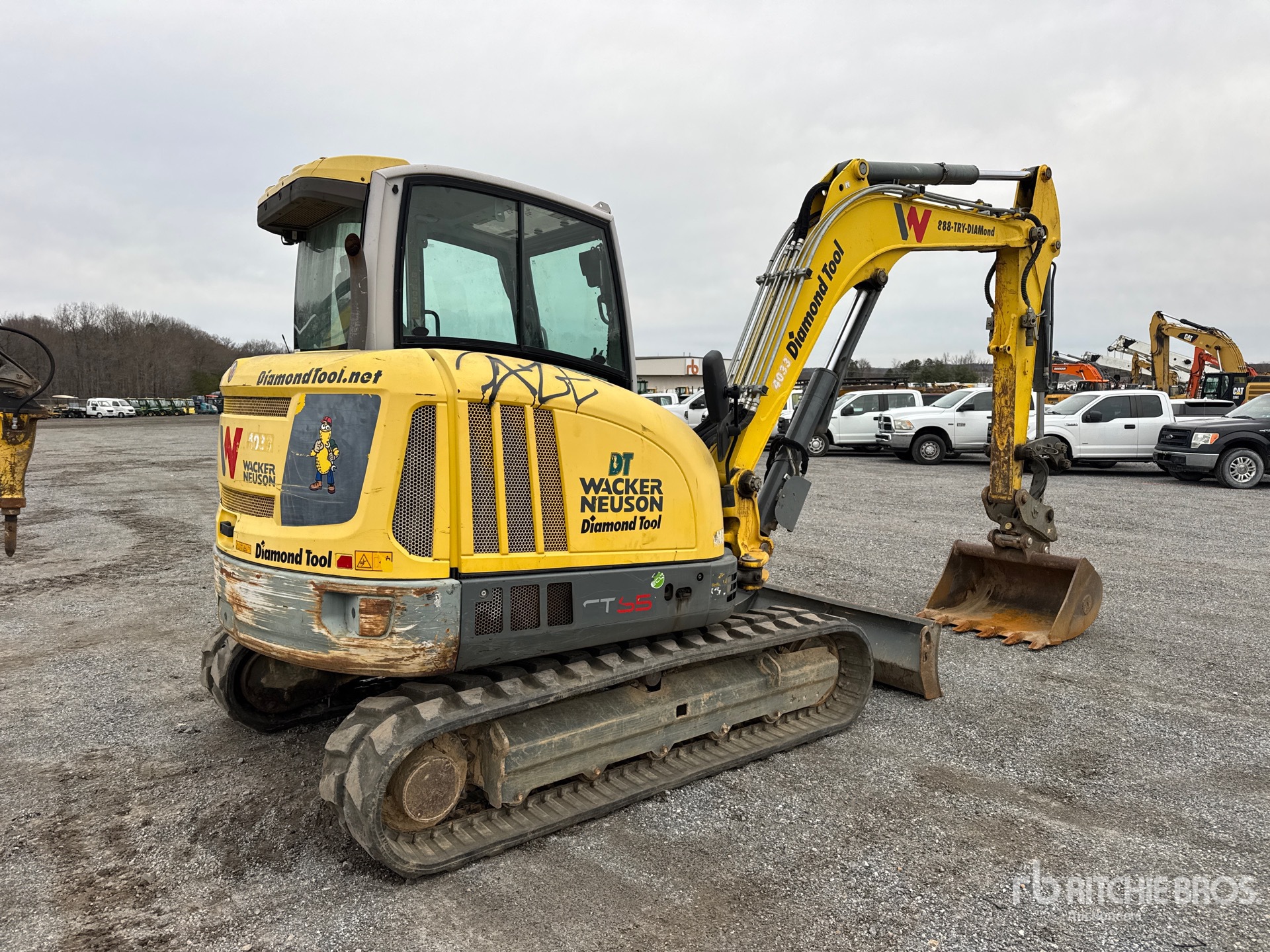 General Appearance with Picture, Right Rear Corner