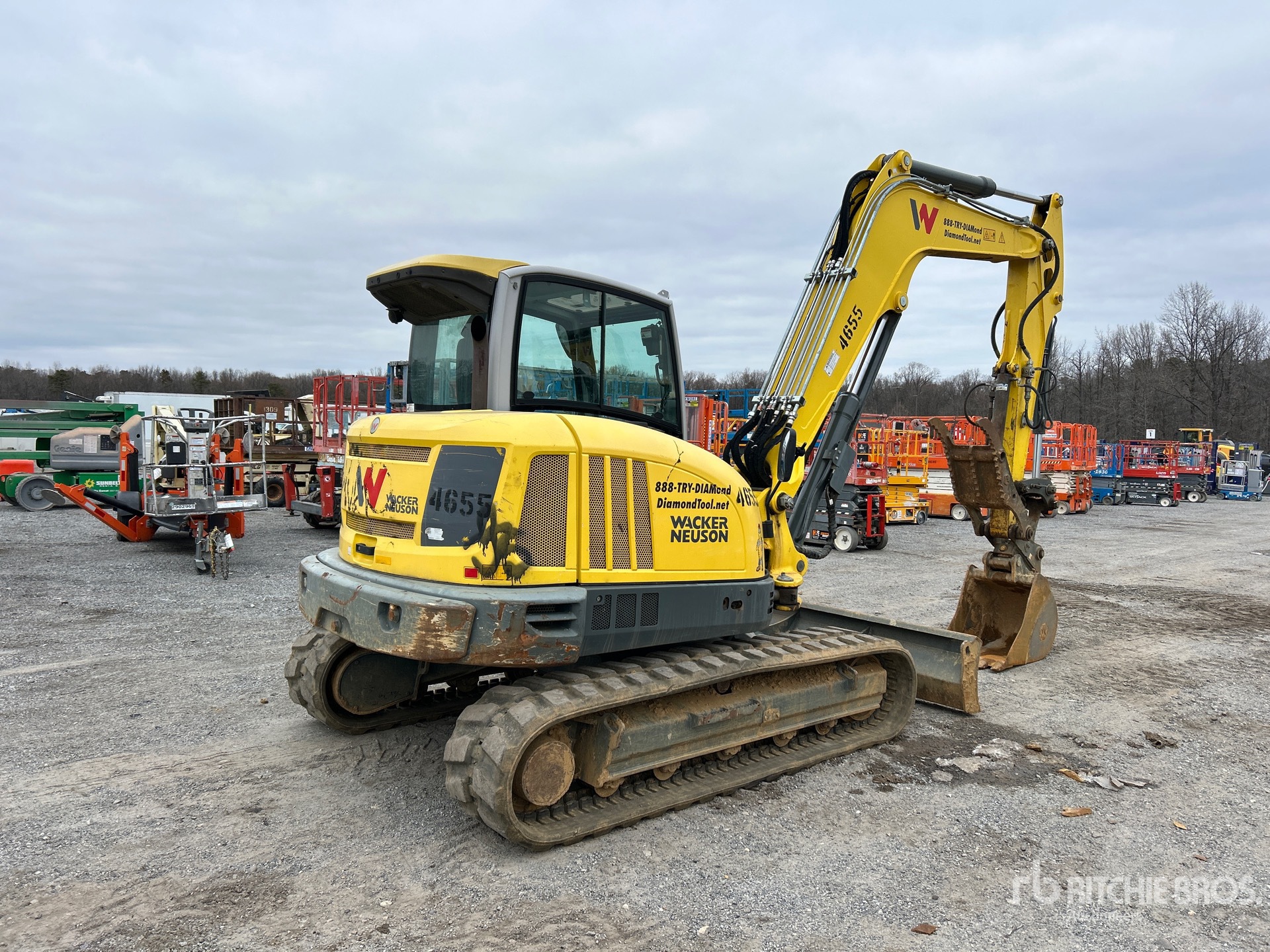 General Appearance with Picture, Right Rear Corner