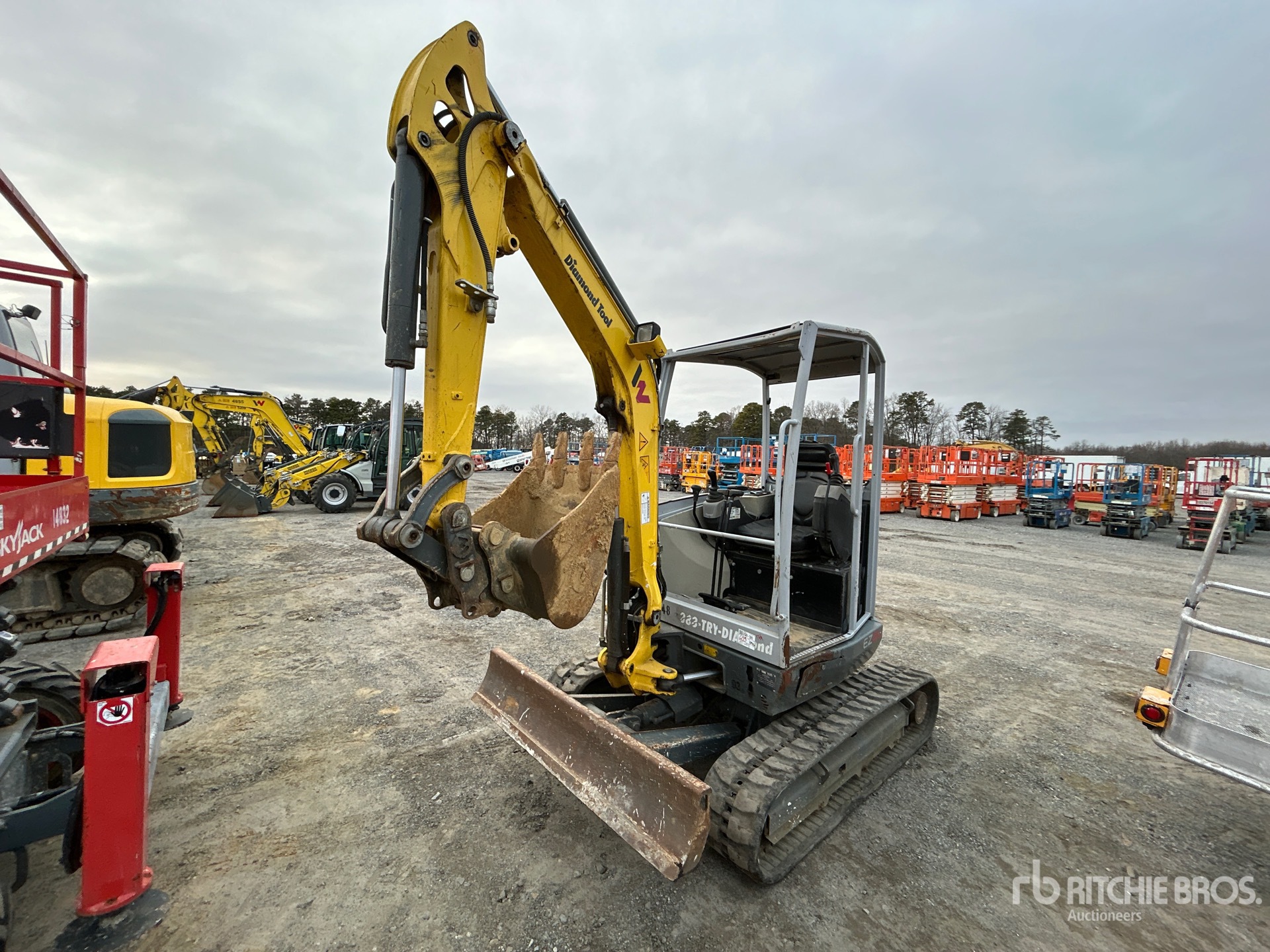 General Appearance with Picture, Left Front Corner