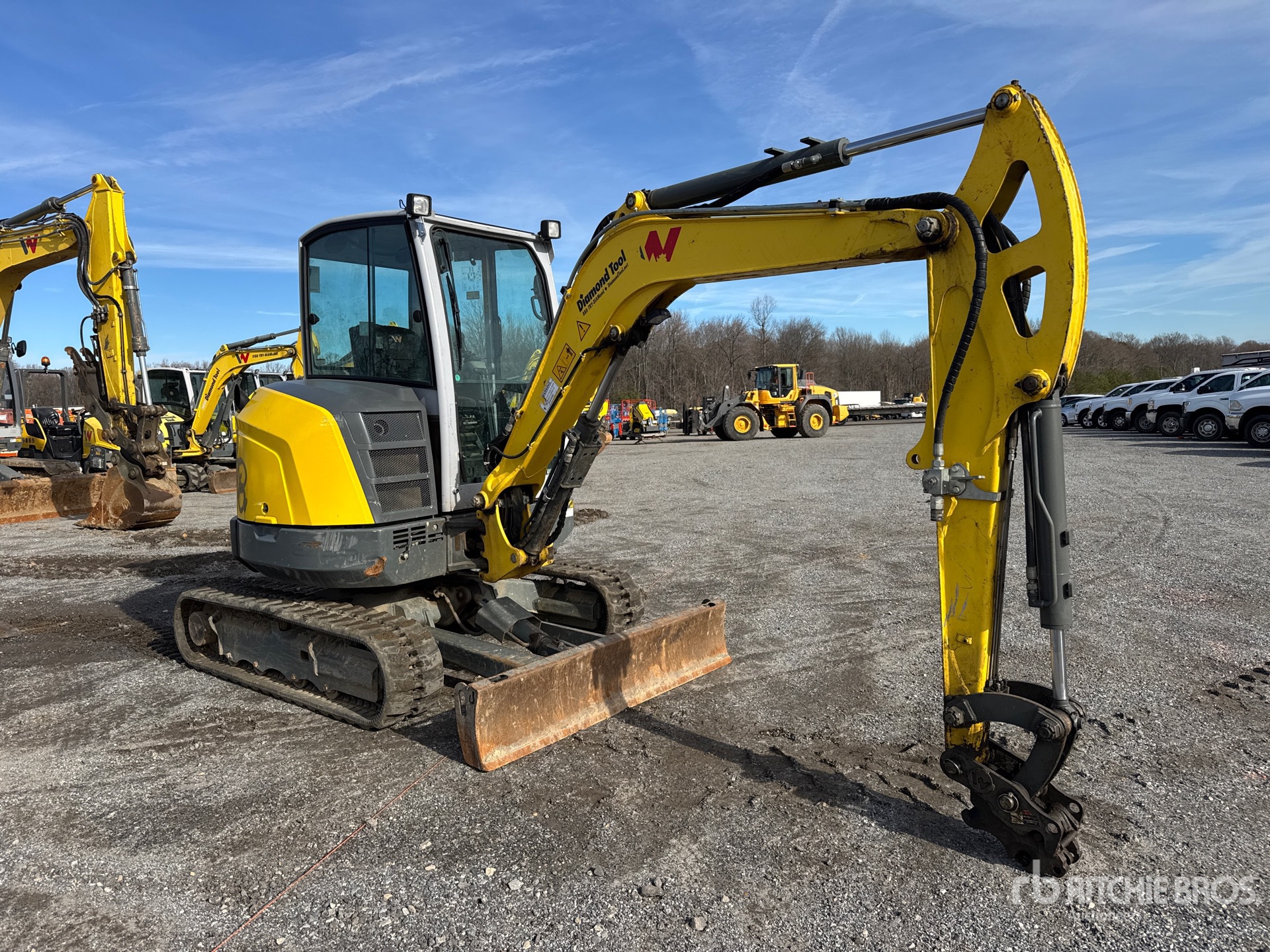 General Appearance with Image, coin avant droit