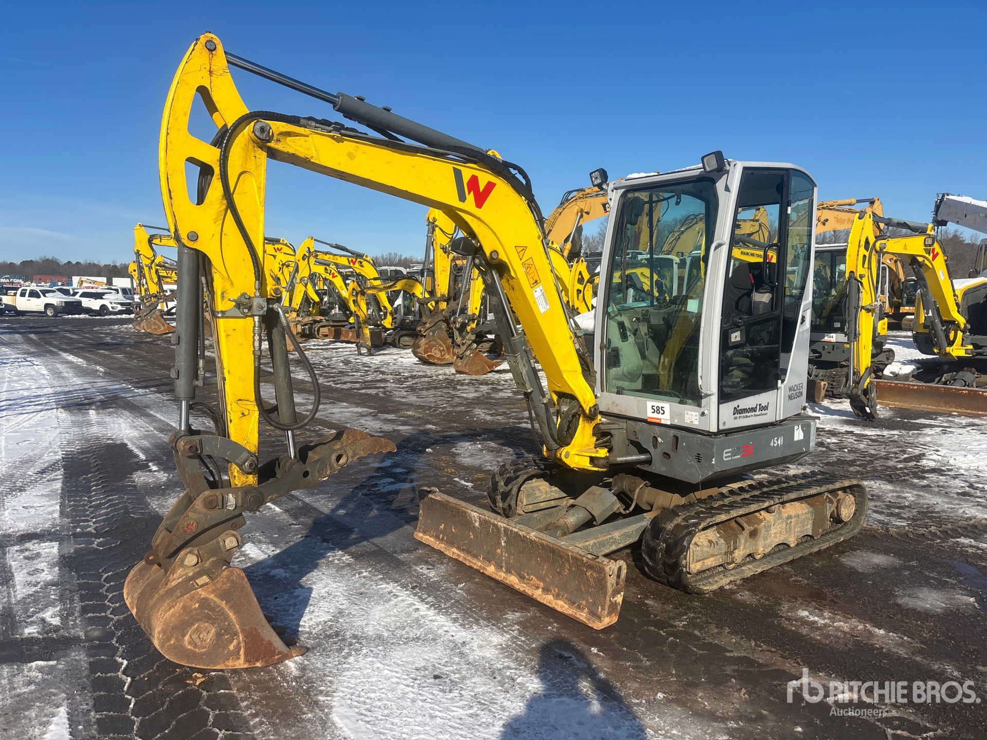 General Appearance with Picture, Left Front Corner