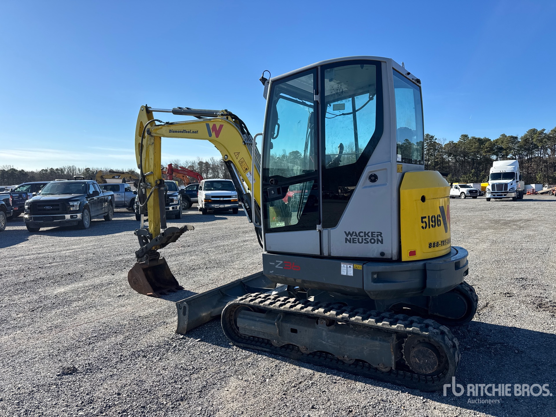 General Appearance with Picture, Left Rear Corner