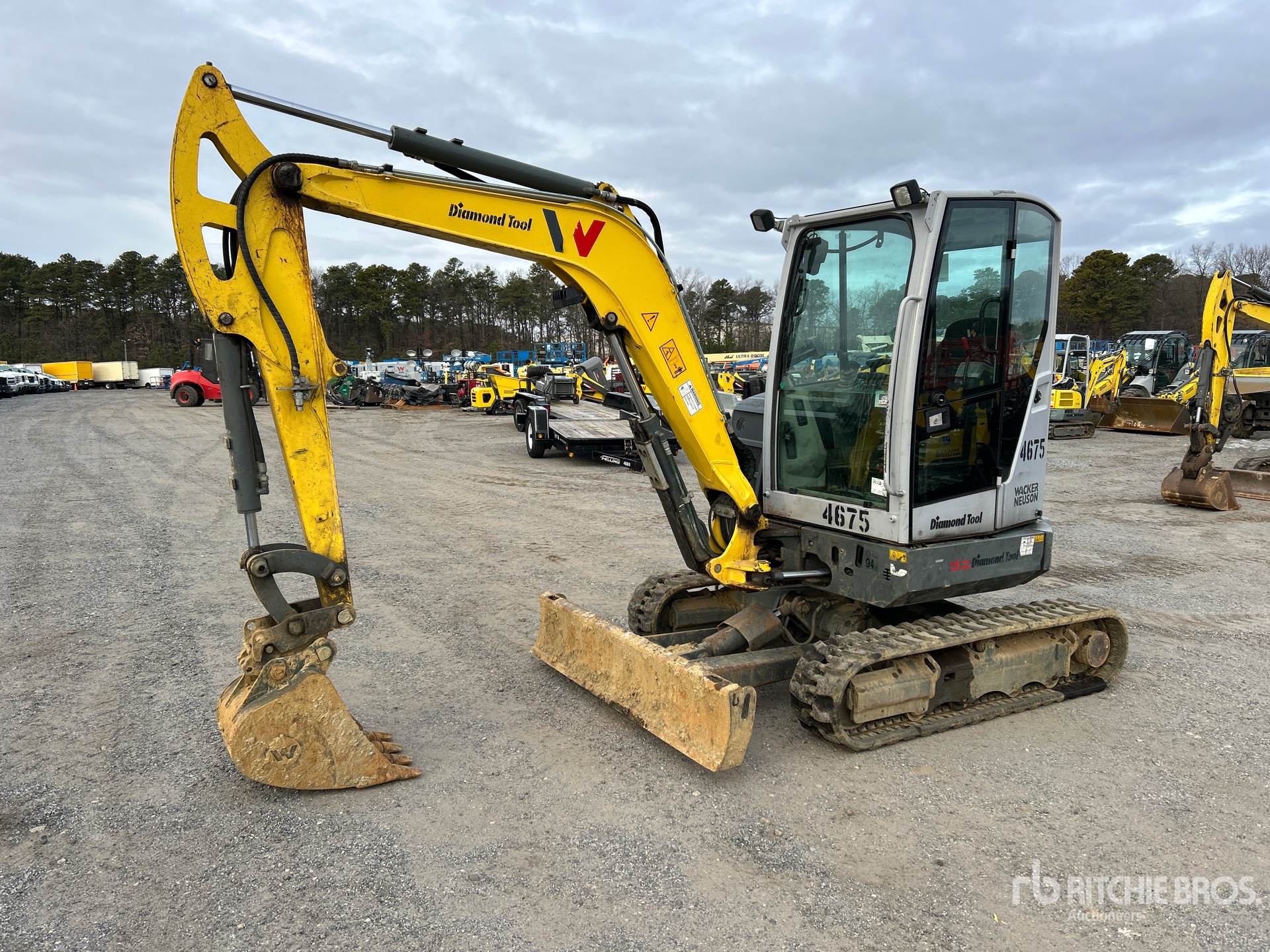 General Appearance with Picture, Left Front Corner