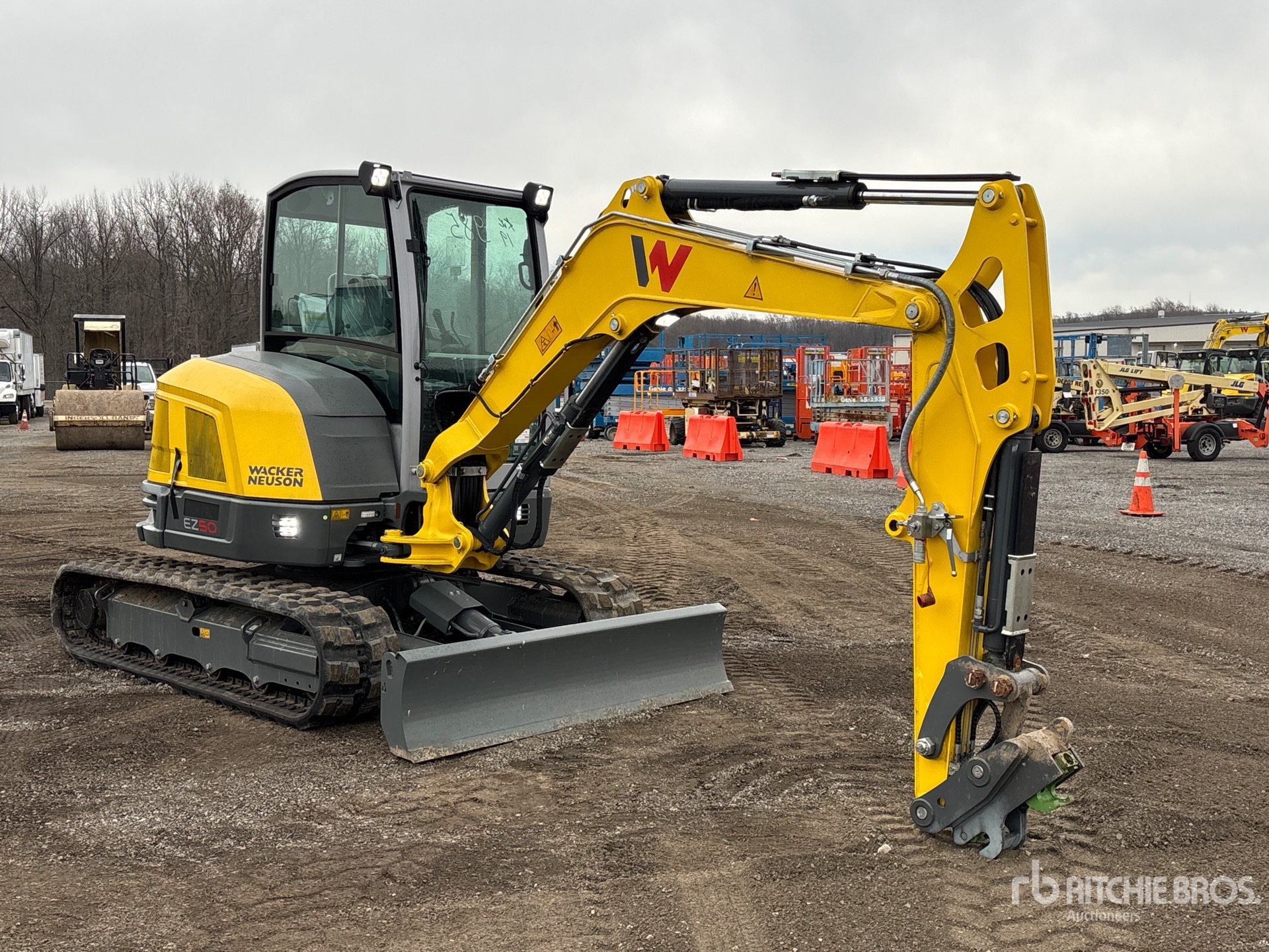 General Appearance with Picture, Right Front Corner