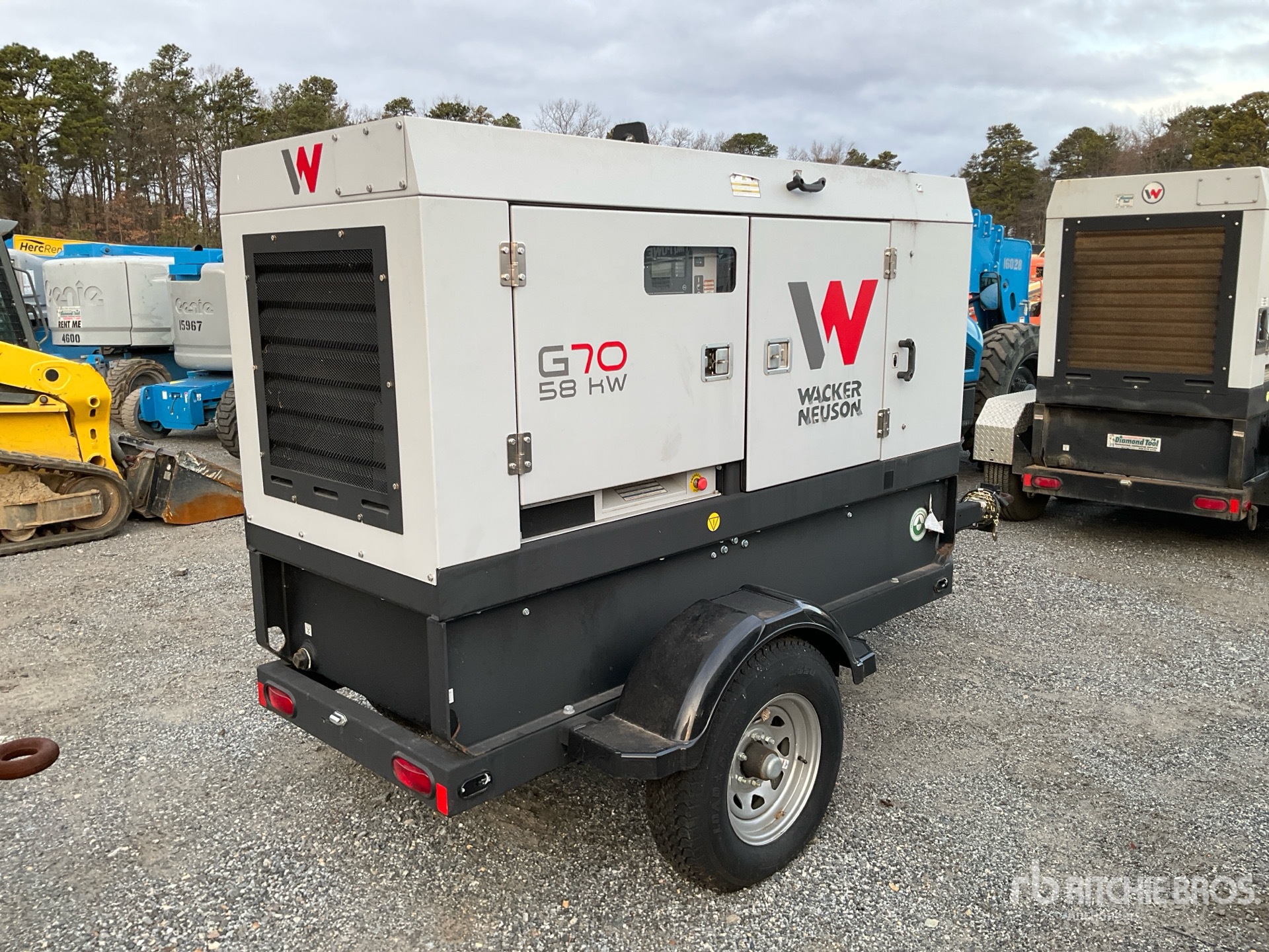 General Appearance with Picture, Right Rear Corner