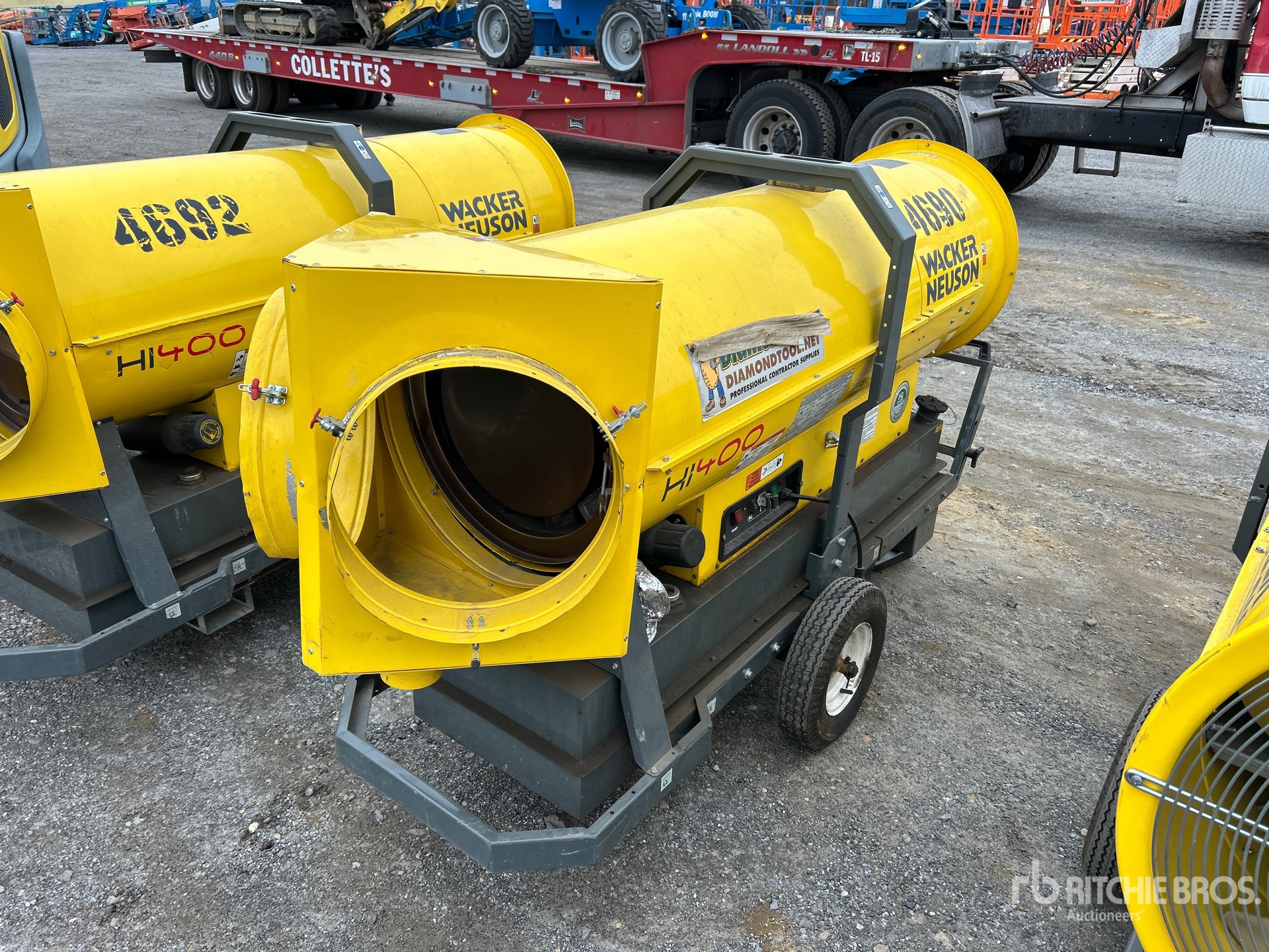 General Appearance with Picture, Left Front Corner