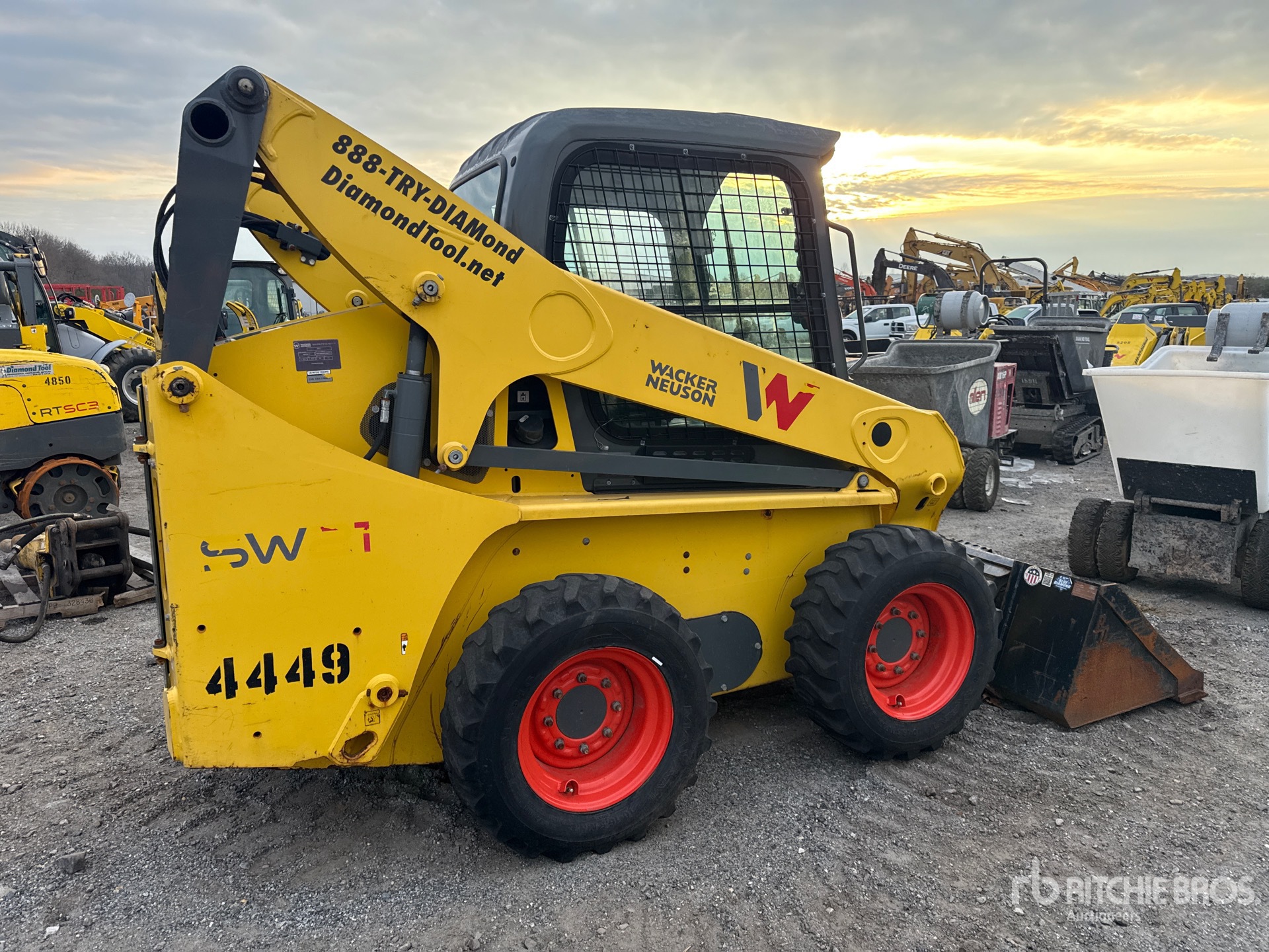 General Appearance with Picture, Right Rear Corner