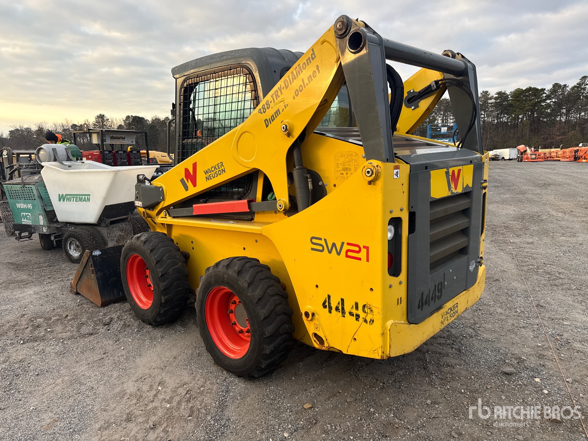 General Appearance with Picture, Left Rear Corner