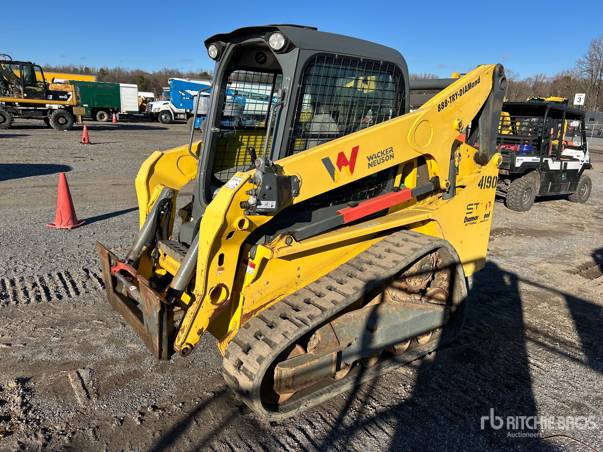 General Appearance with Picture, Left Front Corner