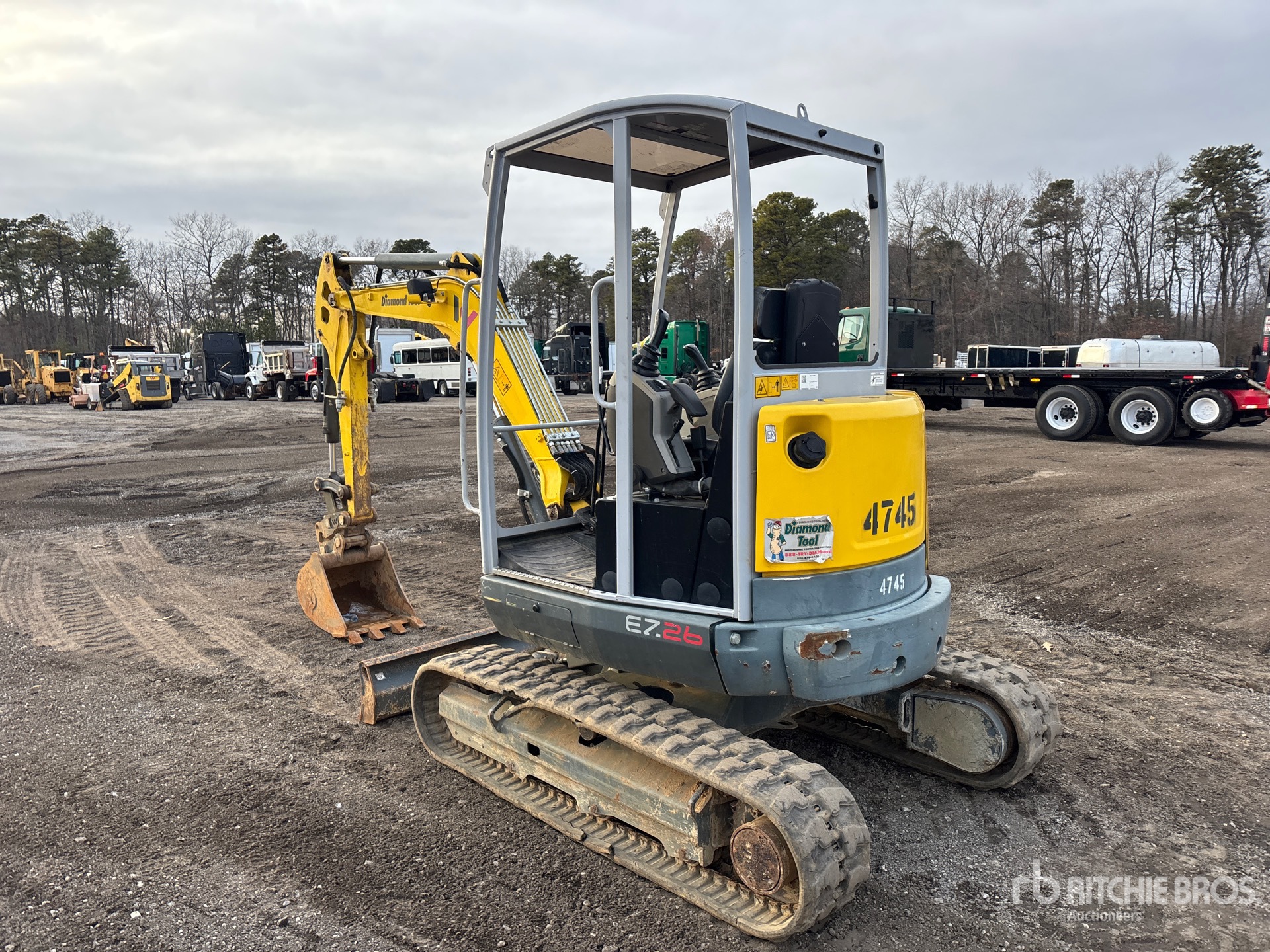 General Appearance with Picture, Left Rear Corner