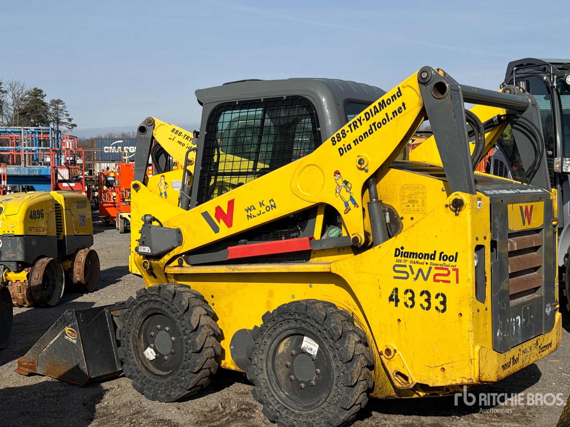 General Appearance with Imagen: esquina trasera izquierda