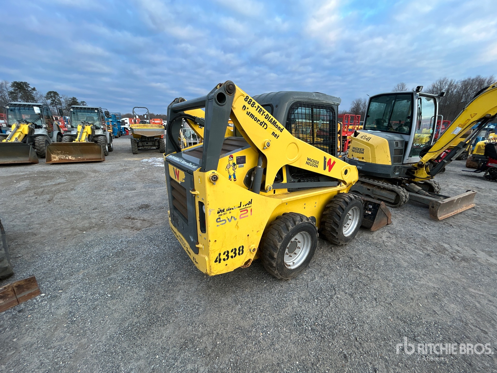 General Appearance with Picture, Right Rear Corner