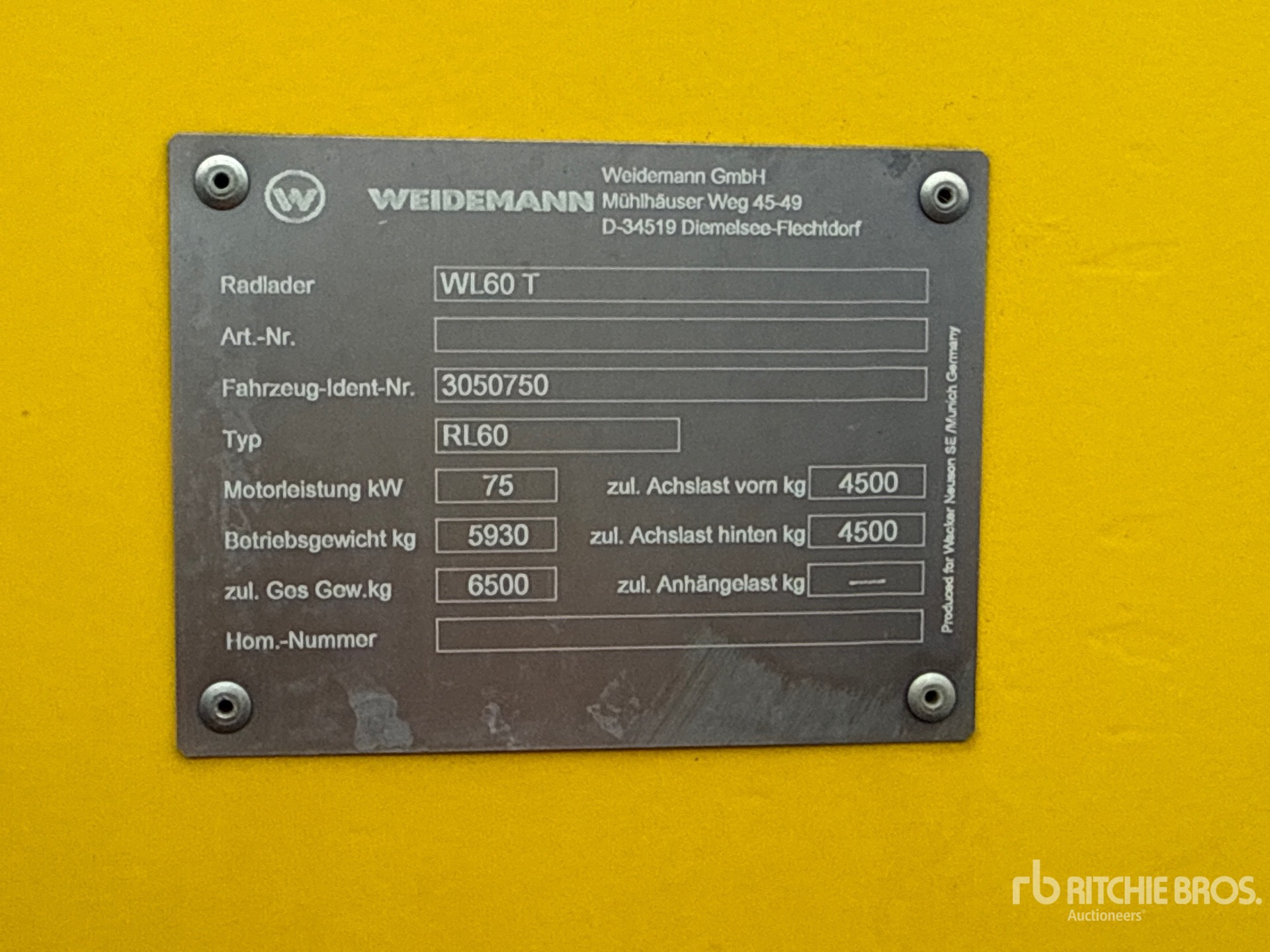 General Appearance with Serial Number / VIN