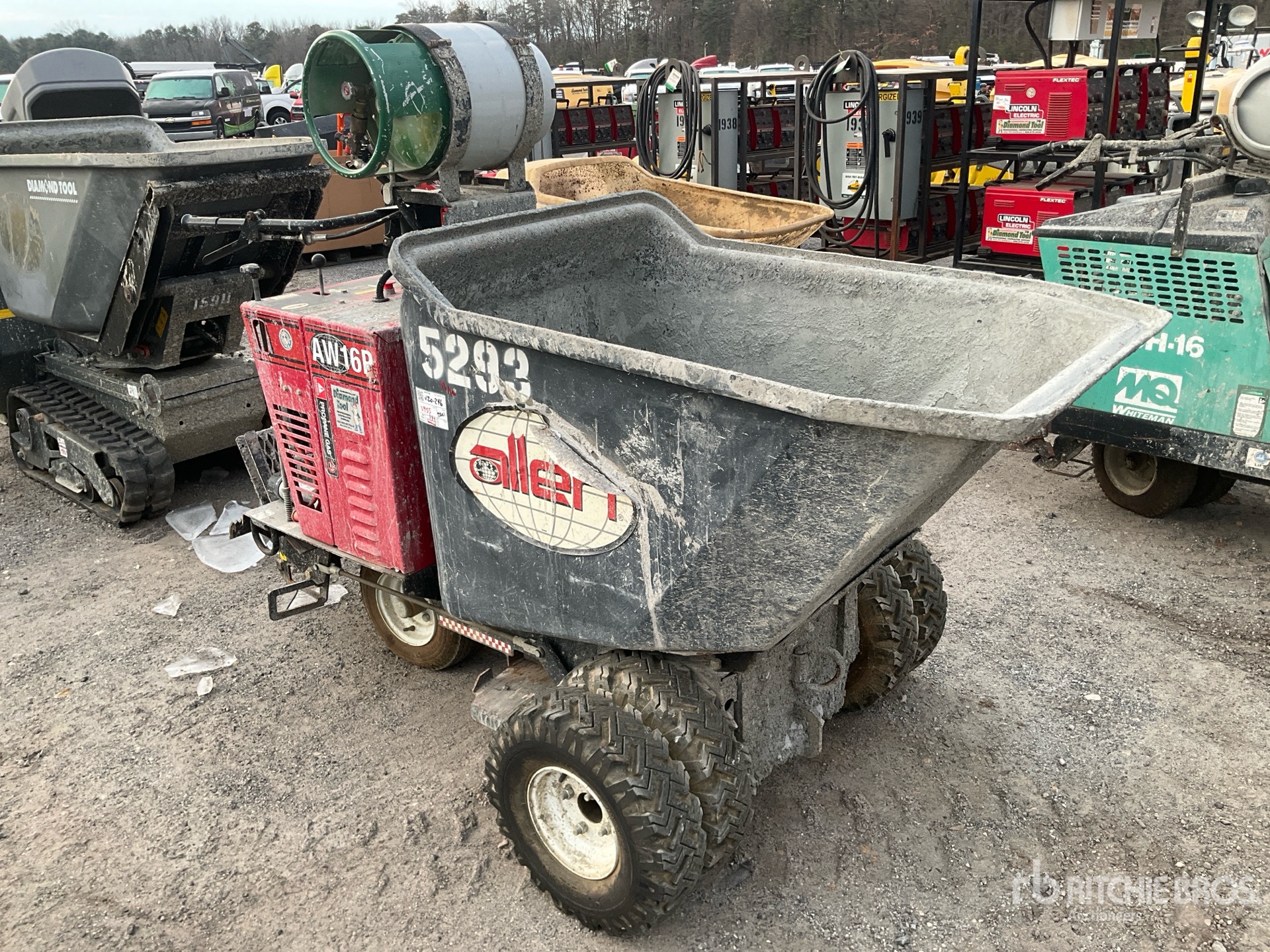 General Appearance with Bild, Ecke vorne rechts