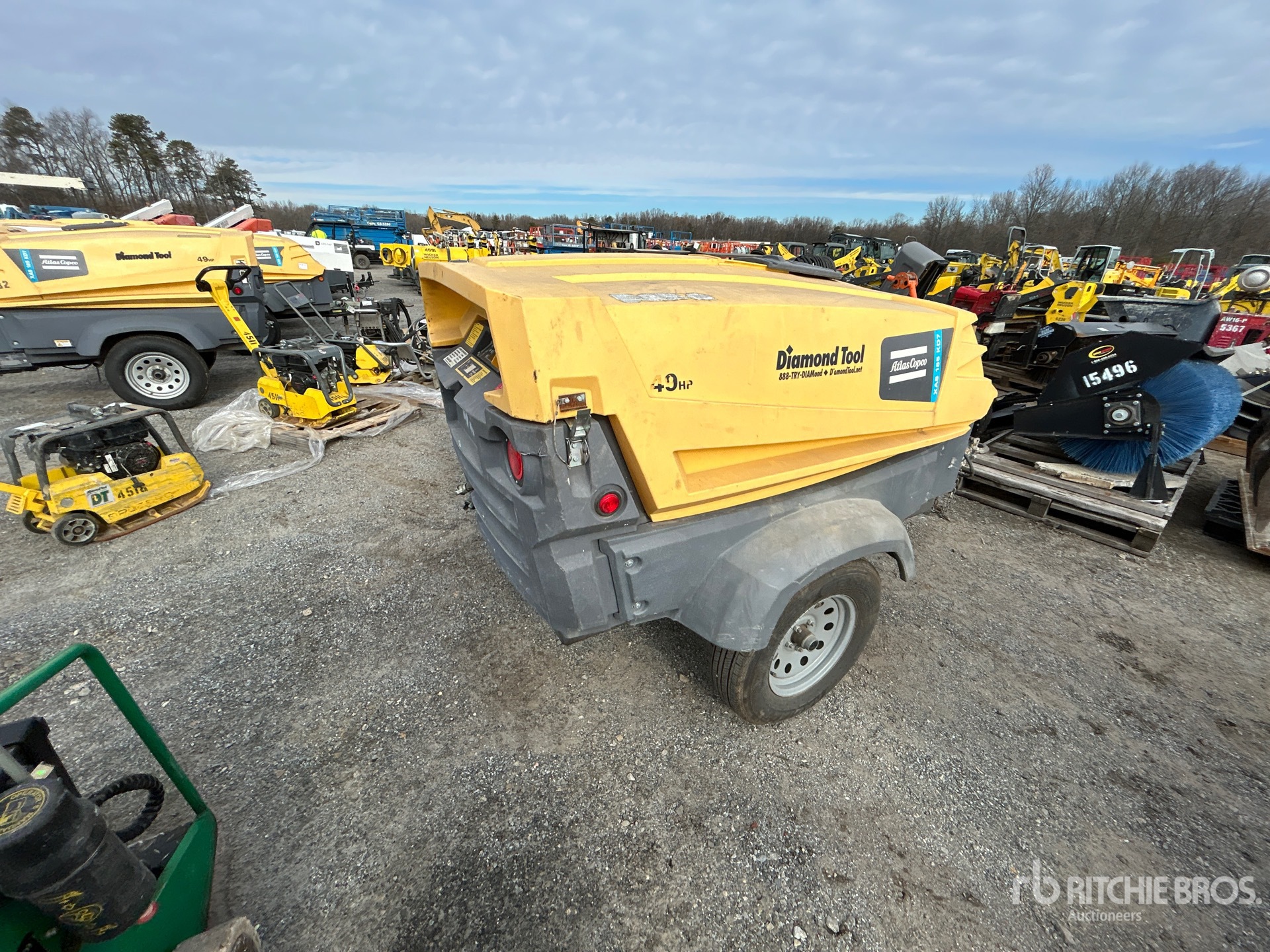 General Appearance with Picture, Right Rear Corner