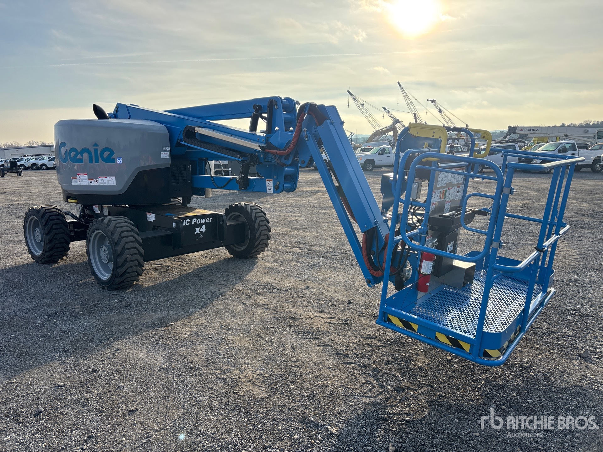 General Appearance with Picture, Right Front Corner