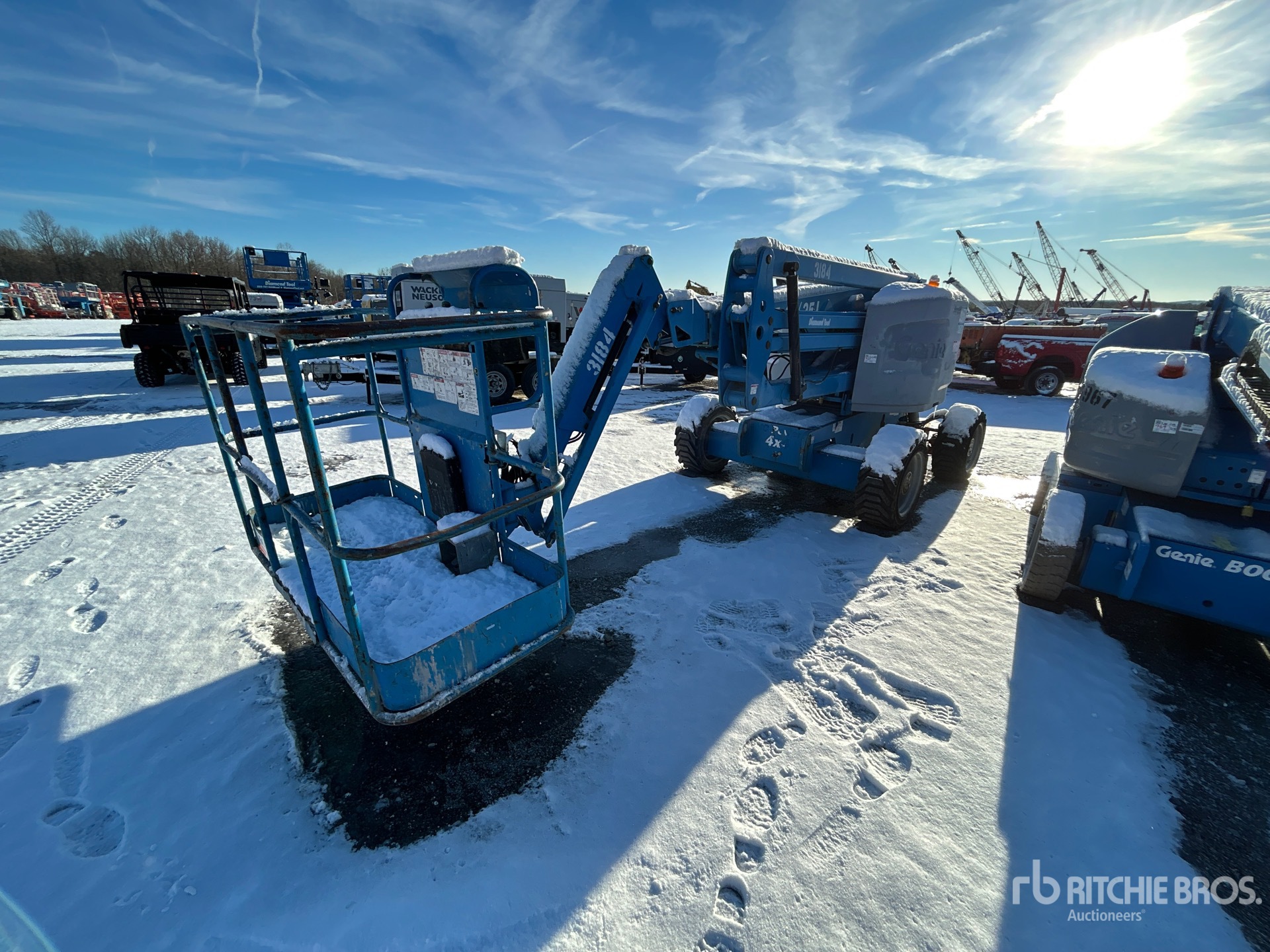 General Appearance with Picture, Left Front Corner