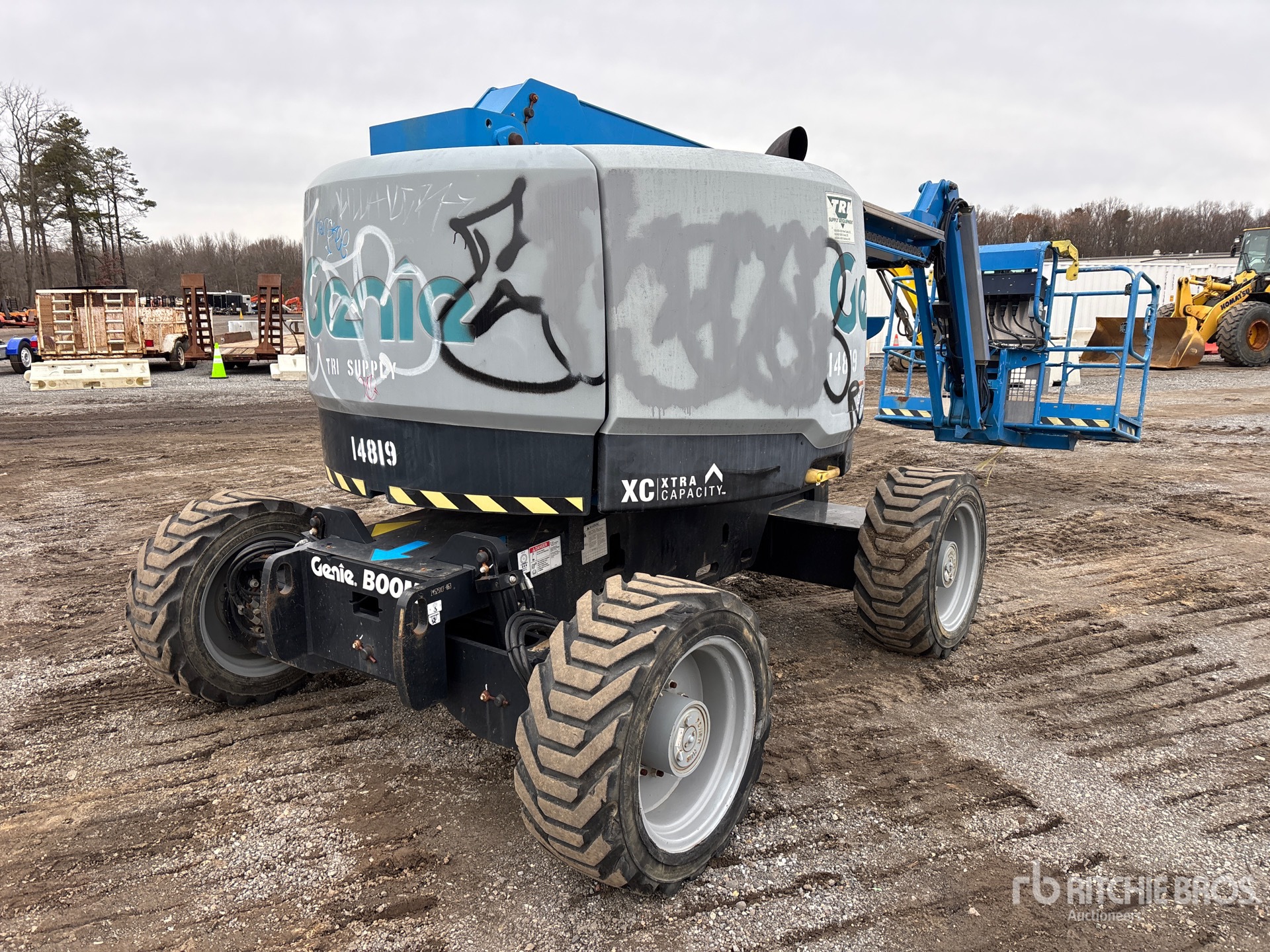 General Appearance with Imagen: esquina trasera derecha