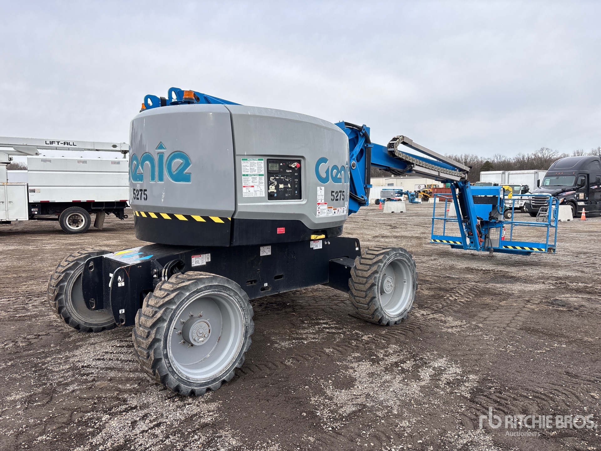 General Appearance with Imagen: esquina trasera derecha