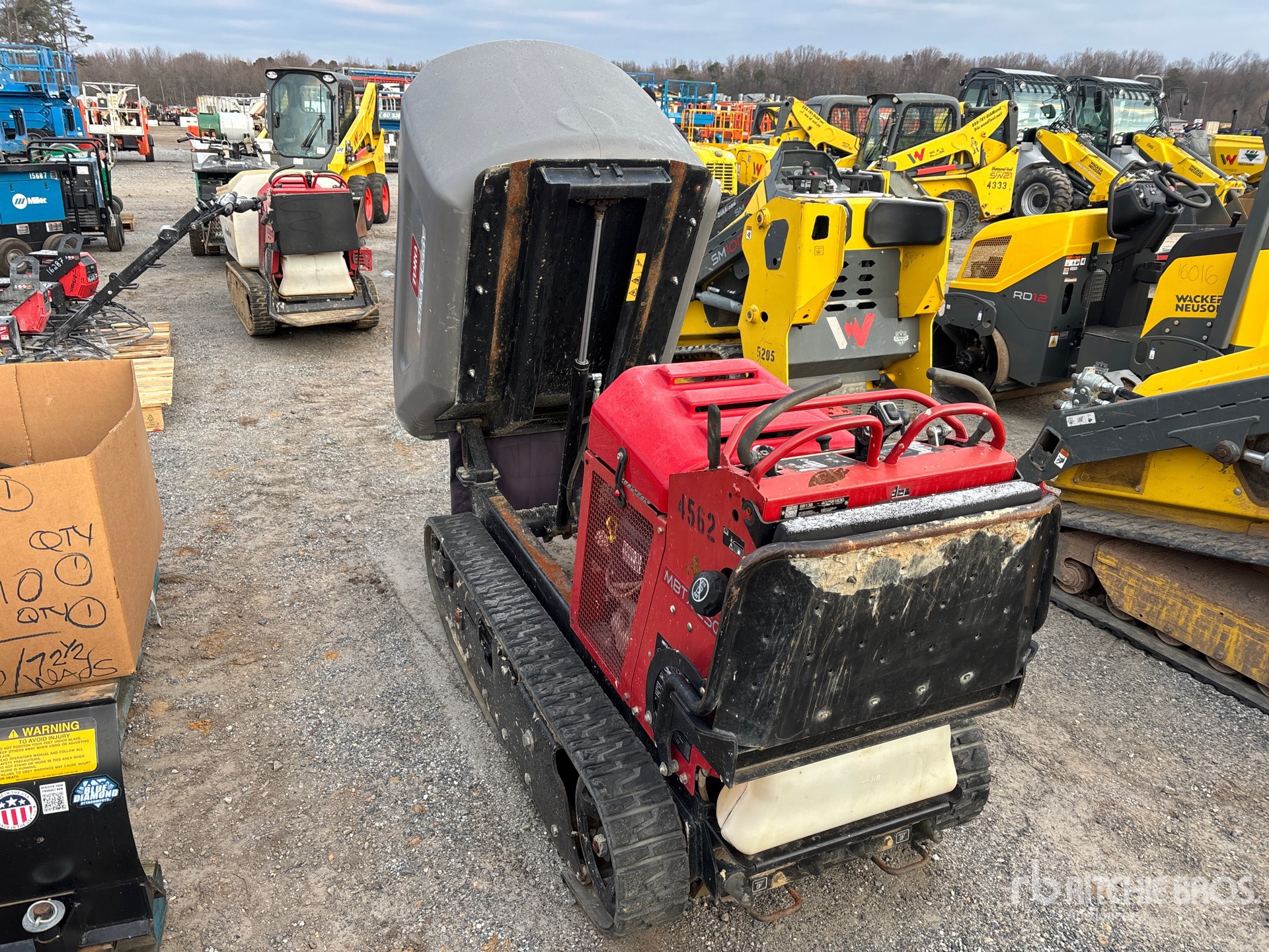 General Appearance with Bild, Ecke hinten links