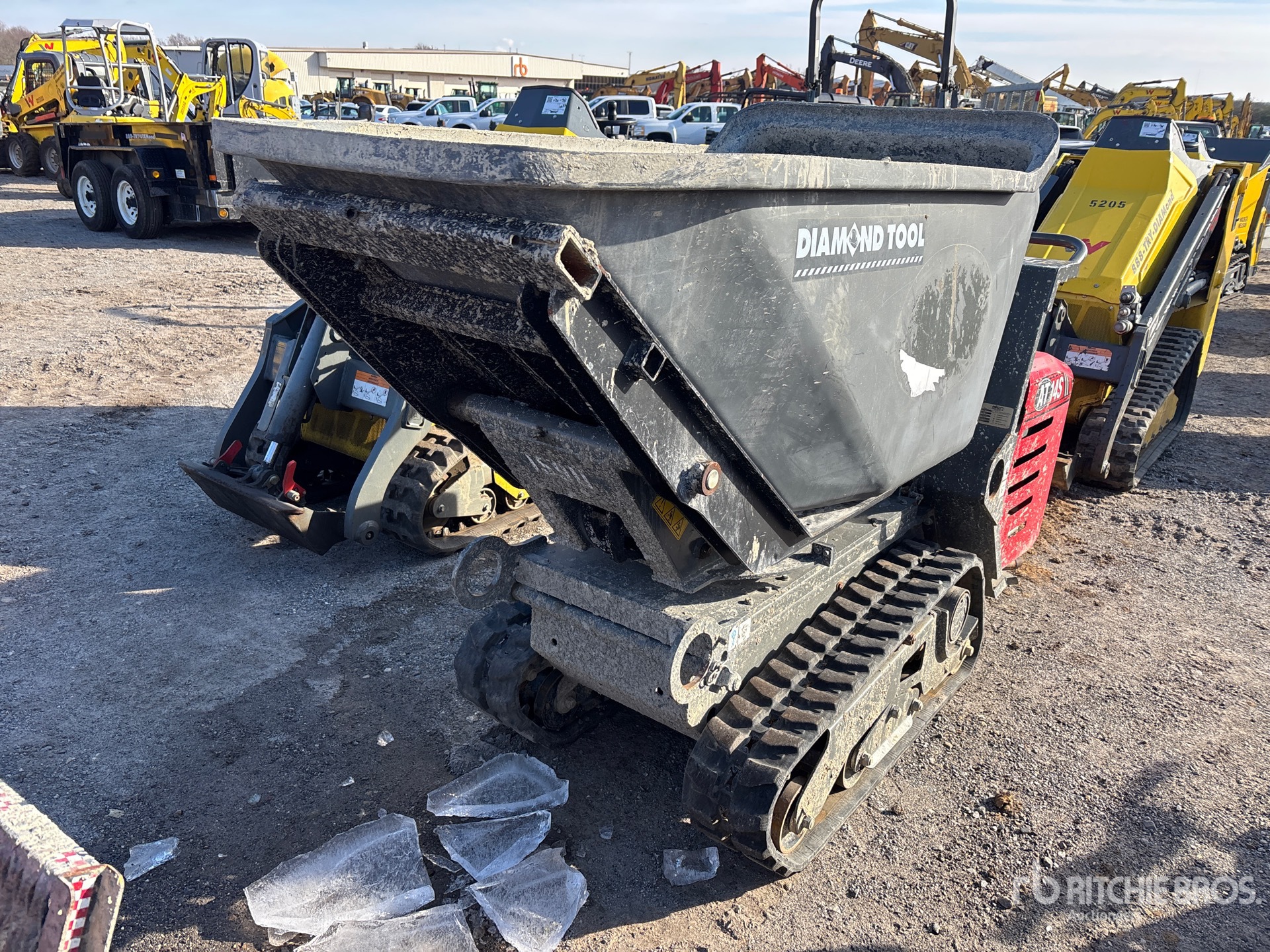 General Appearance with Bild, Ecke vorne links