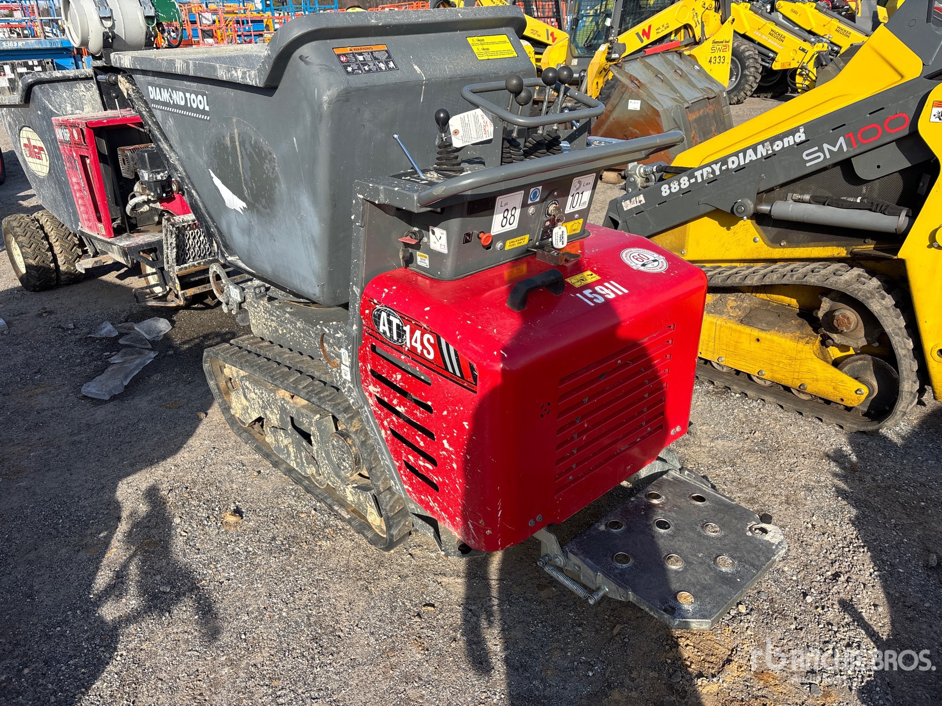 General Appearance with Bild, Ecke hinten links