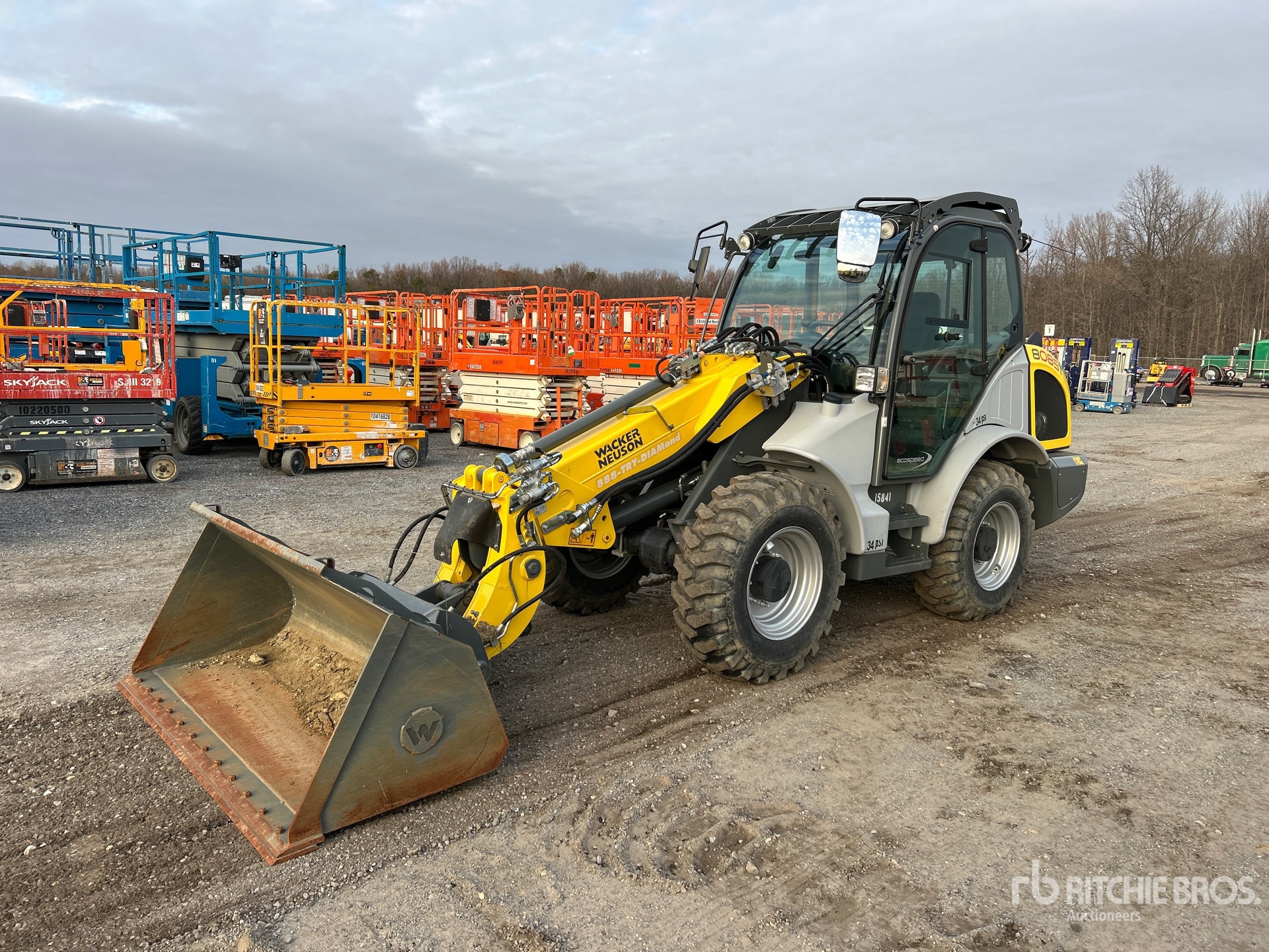 General Appearance with Picture, Left Front Corner