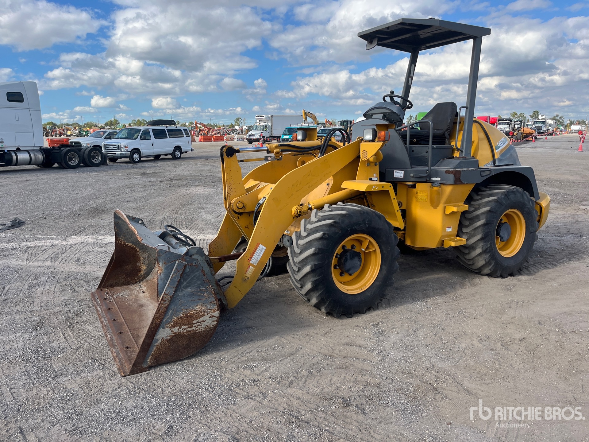 General Appearance with Featured Photo