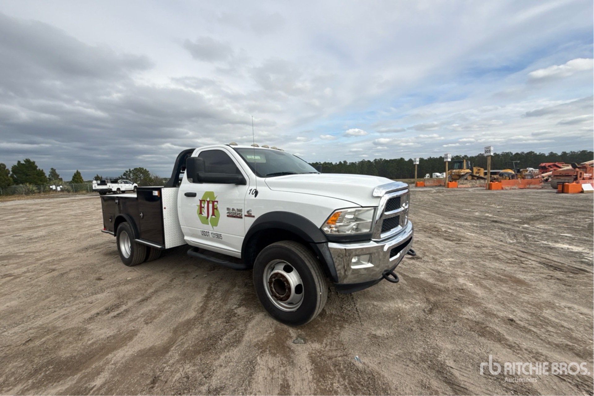 General Appearance with Imagen: esquina delantera derecha