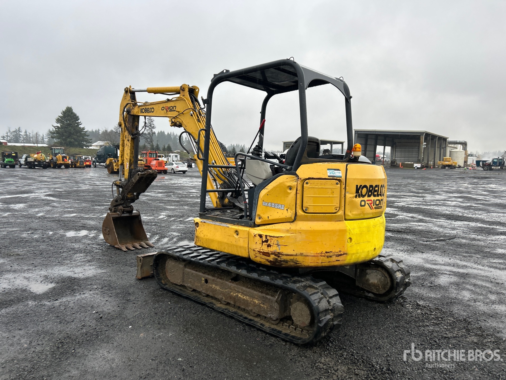 General Appearance with Picture, Left Rear Corner