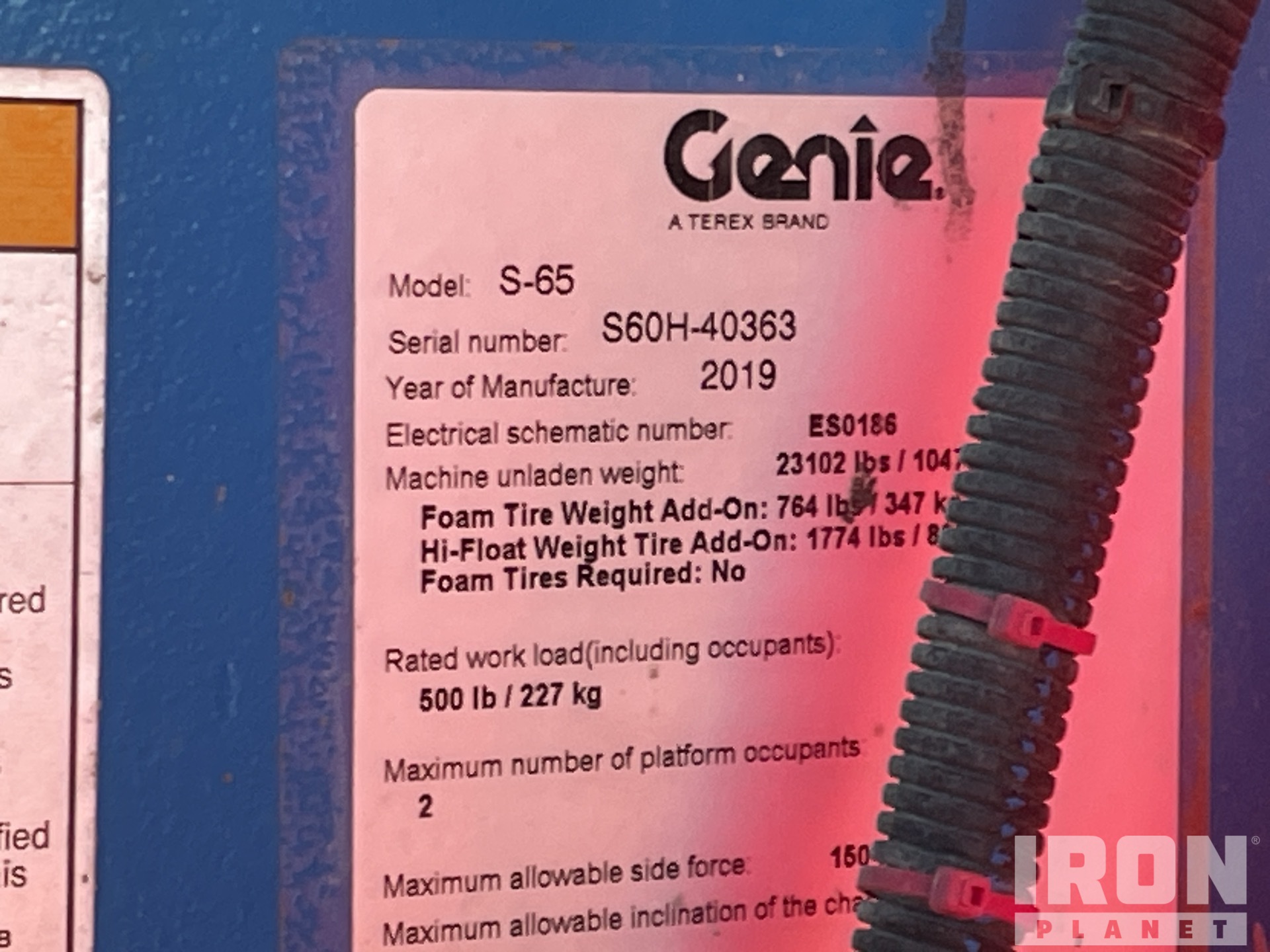 General Appearance - Boom Lift* with Serial Number / VIN