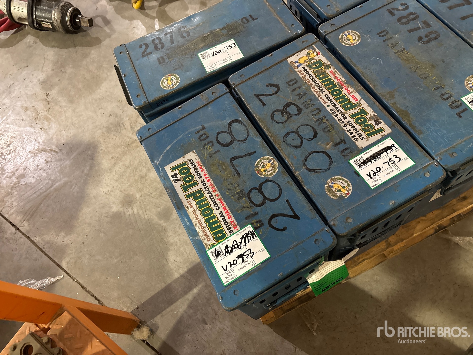 General Appearance with Foto, angolo anteriore sinistro