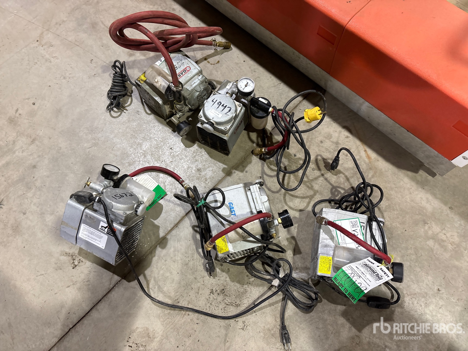 Aspect général with Image, coin arrière gauche