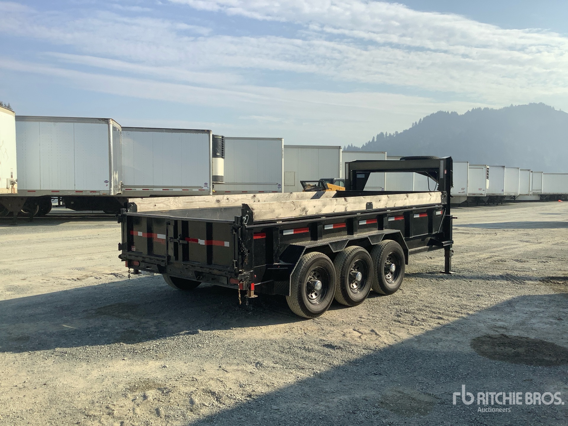 General Appearance with Imagen: esquina trasera derecha