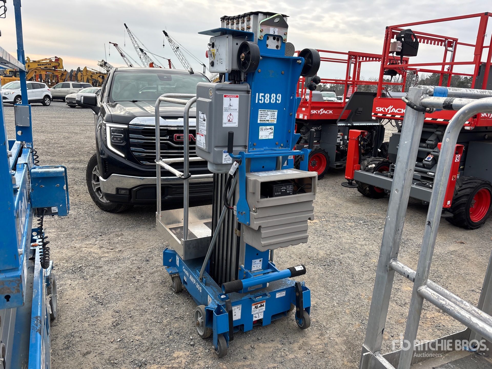 General Appearance with Imagen: esquina trasera izquierda