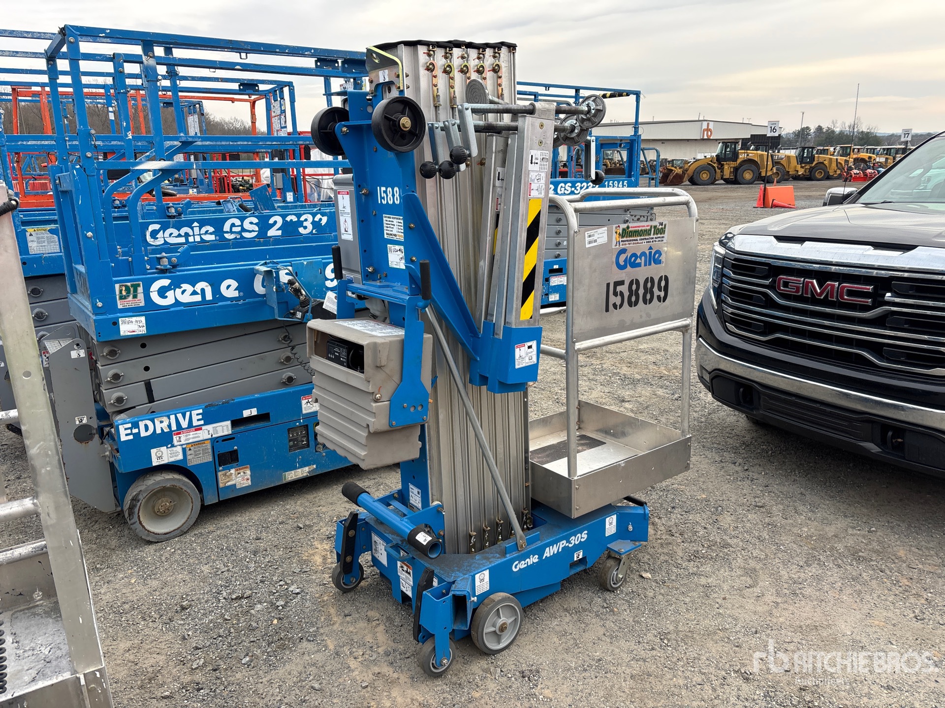 General Appearance with Imagen: esquina trasera derecha